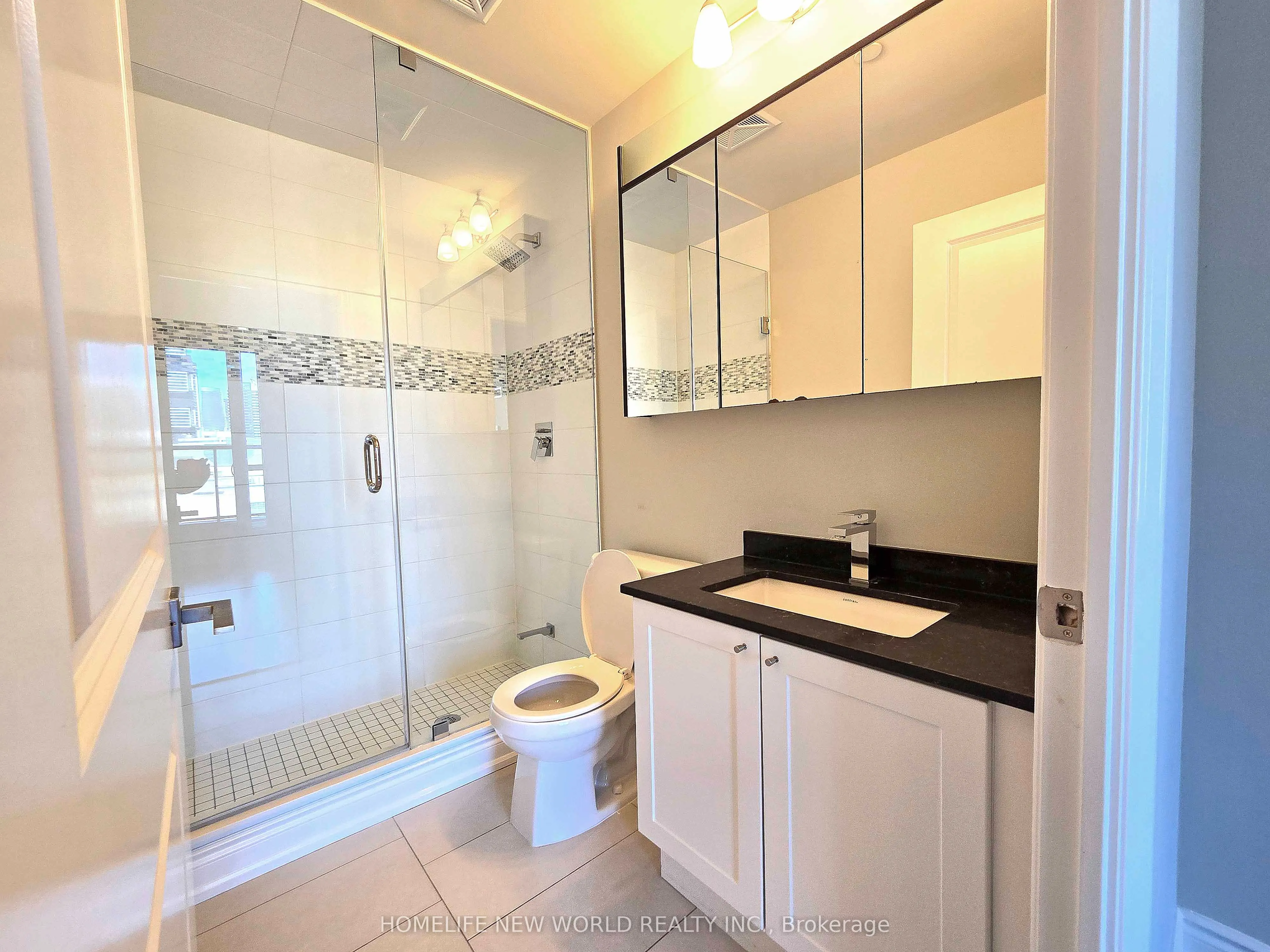510 Curran Place, #515