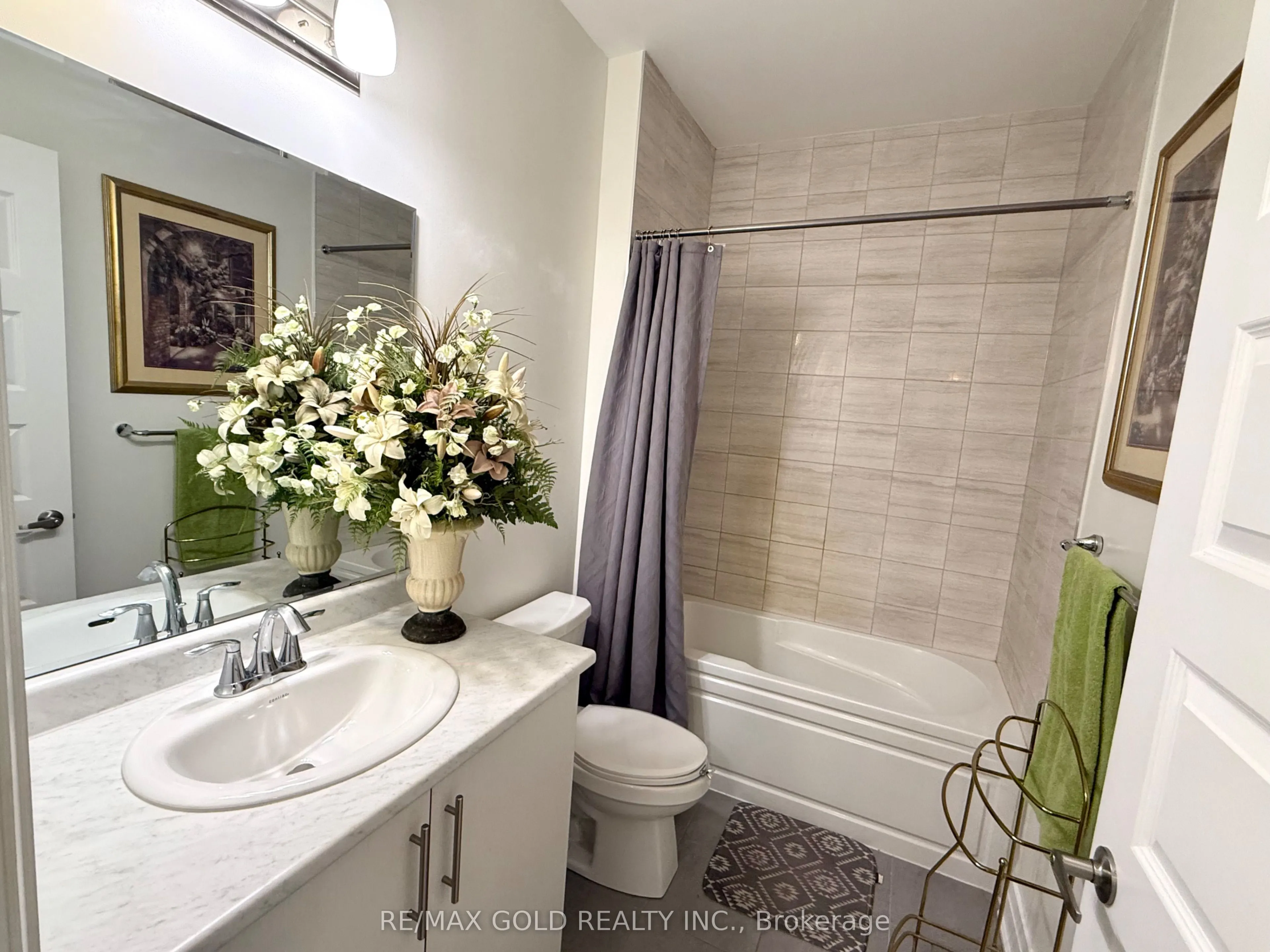 128 Grovewood Common, #608