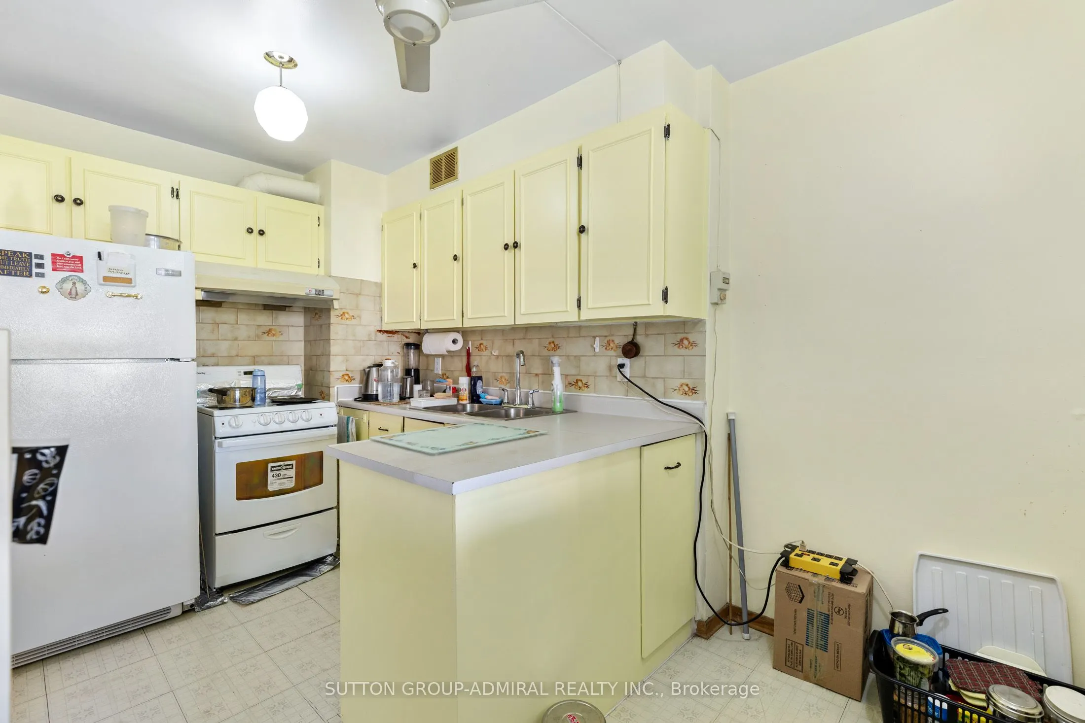 455 Sentinel Road, #806