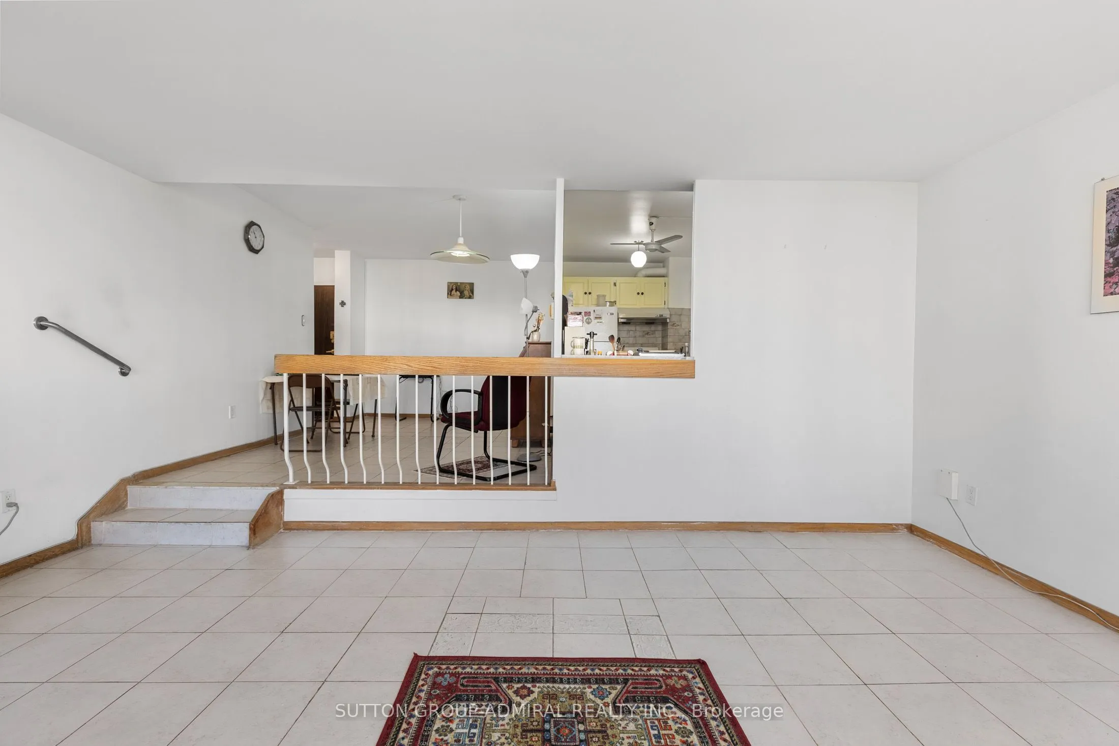 455 Sentinel Road, #806