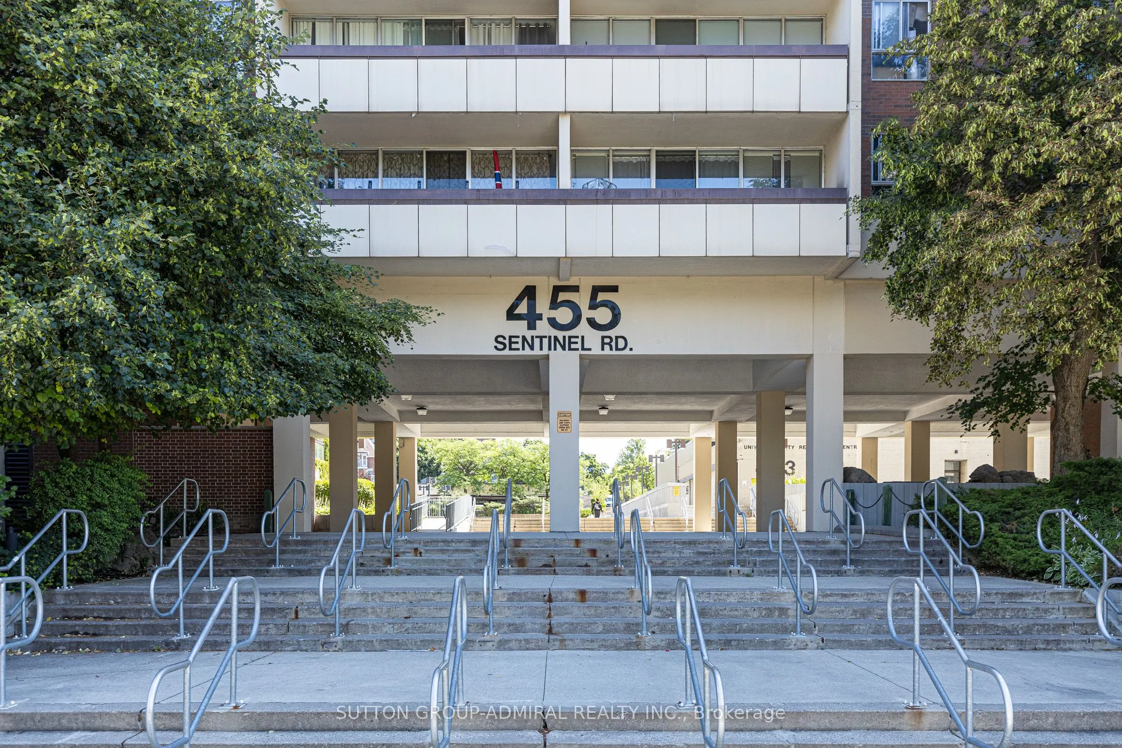455 Sentinel Road, #806