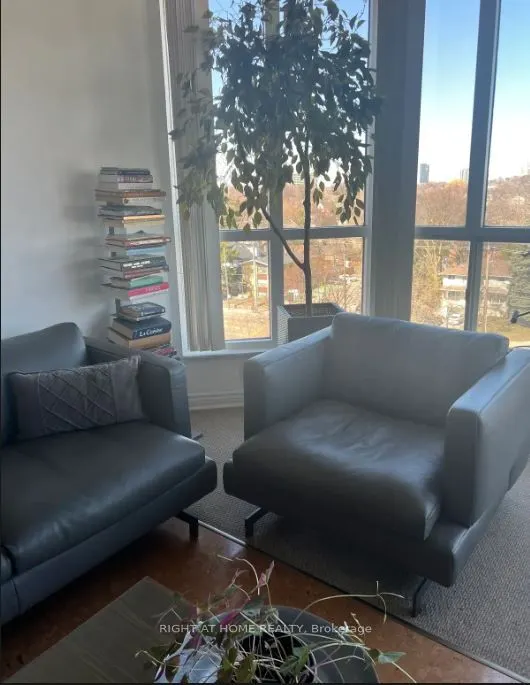 2285 Lake Shore Boulevard W, #606