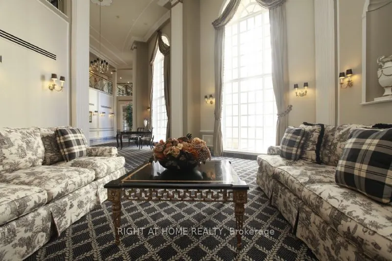 2285 Lake Shore Boulevard W, #606