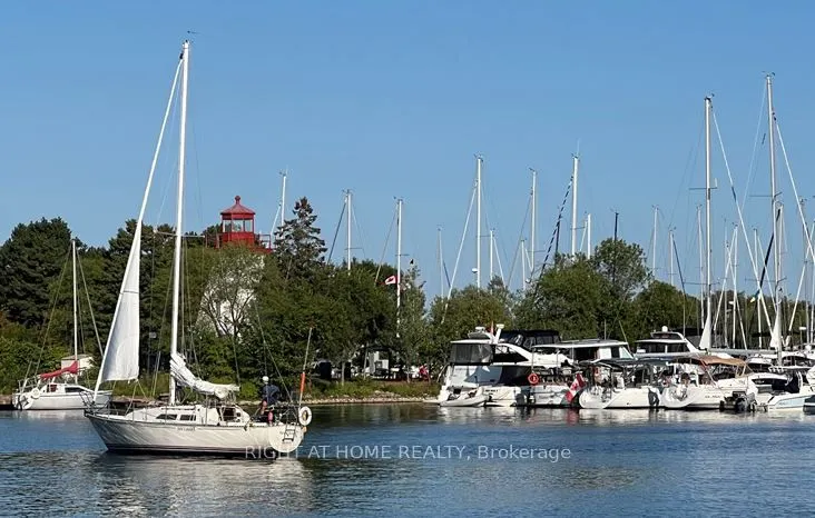 2285 Lake Shore Boulevard W, #606