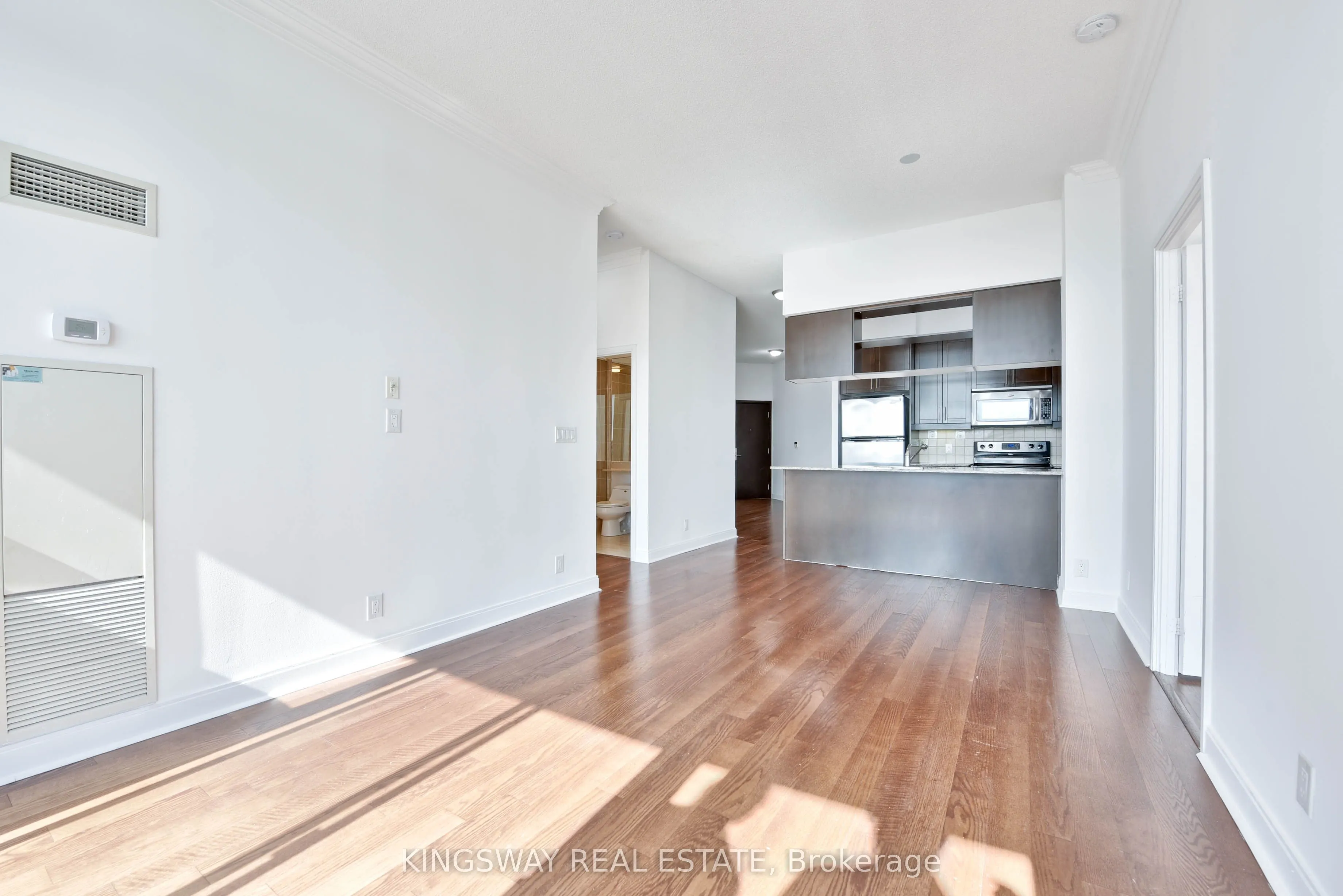 80 Absolute Avenue, #3404