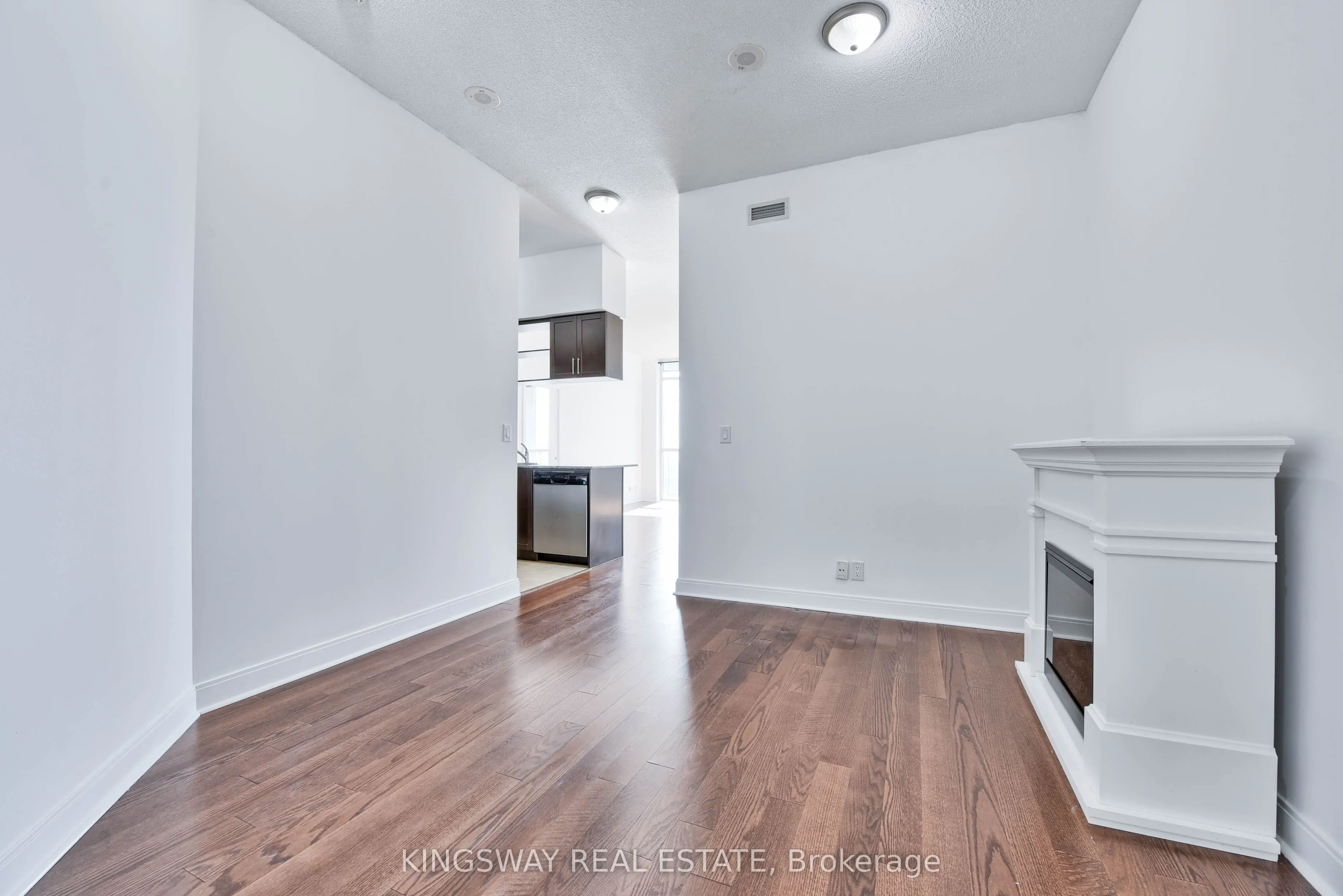 80 Absolute Avenue, #3404