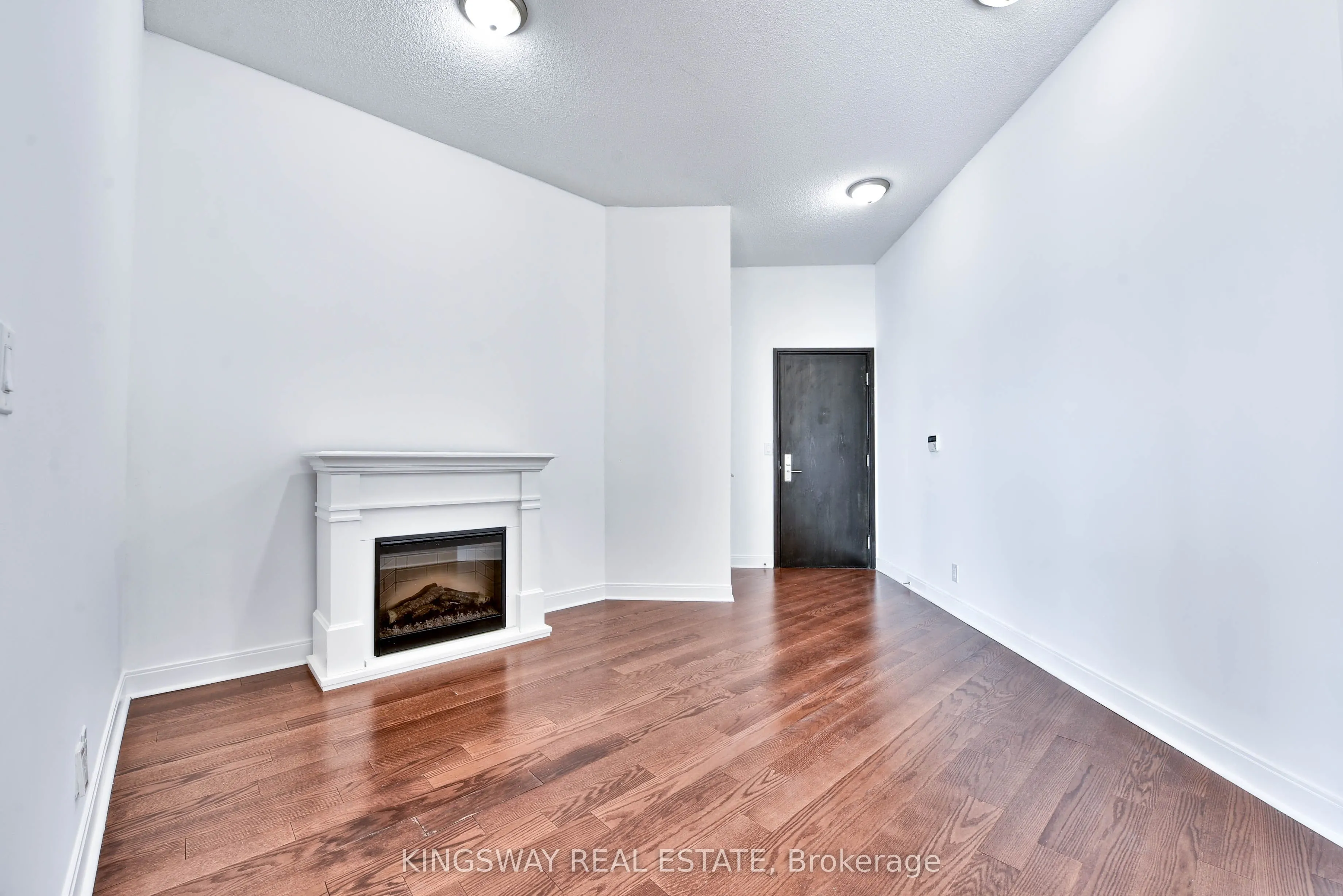 80 Absolute Avenue, #3404