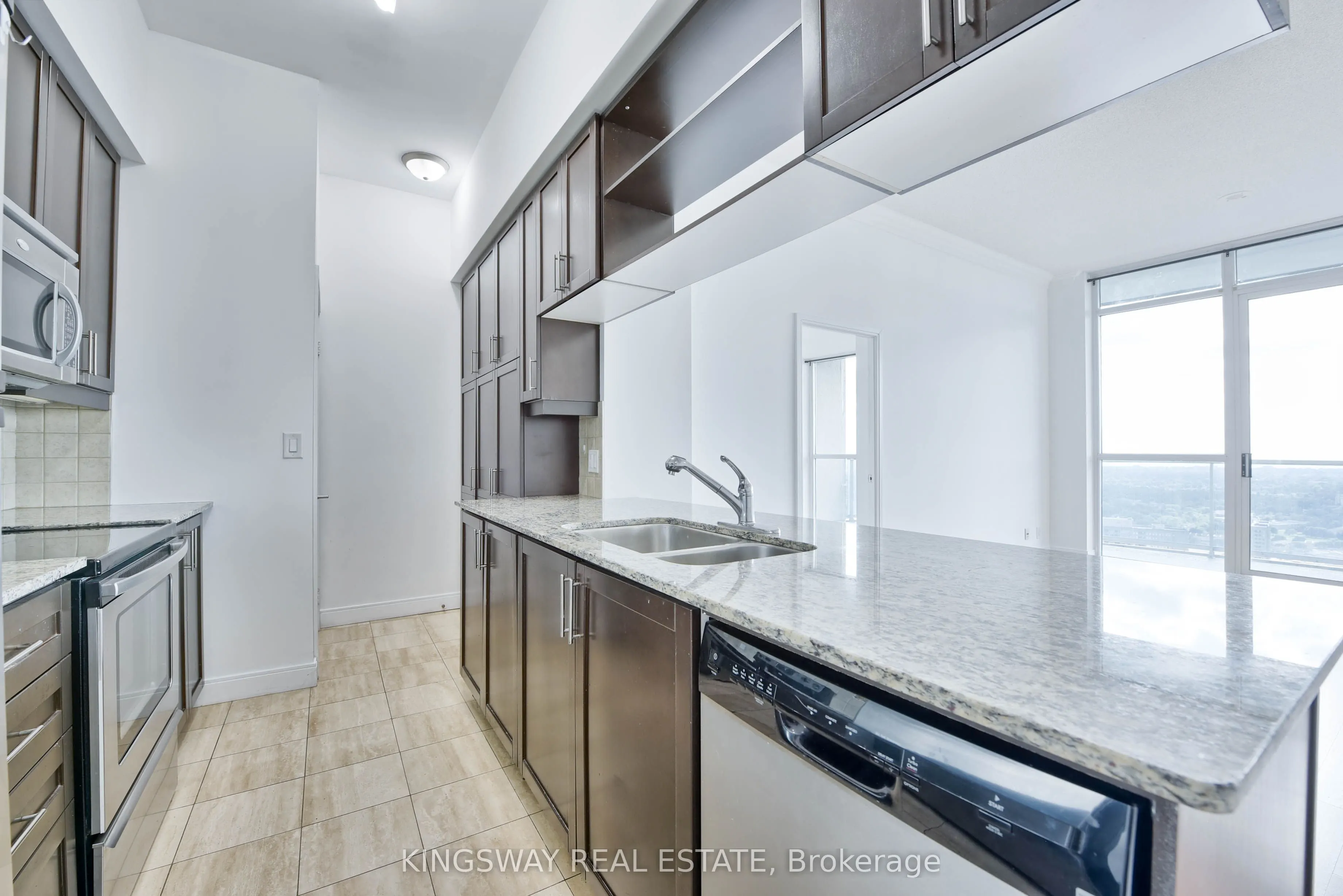 80 Absolute Avenue, #3404
