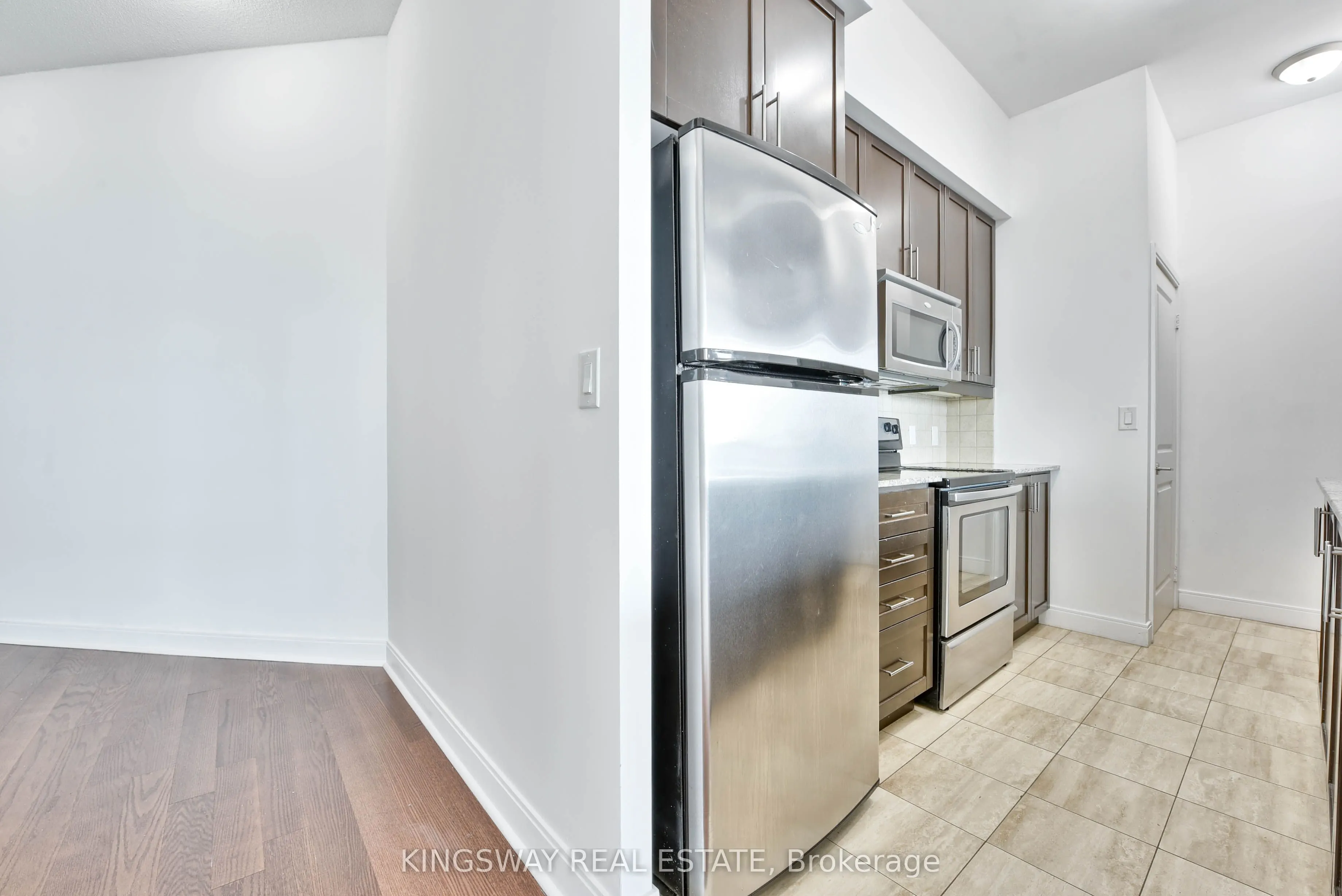 80 Absolute Avenue, #3404