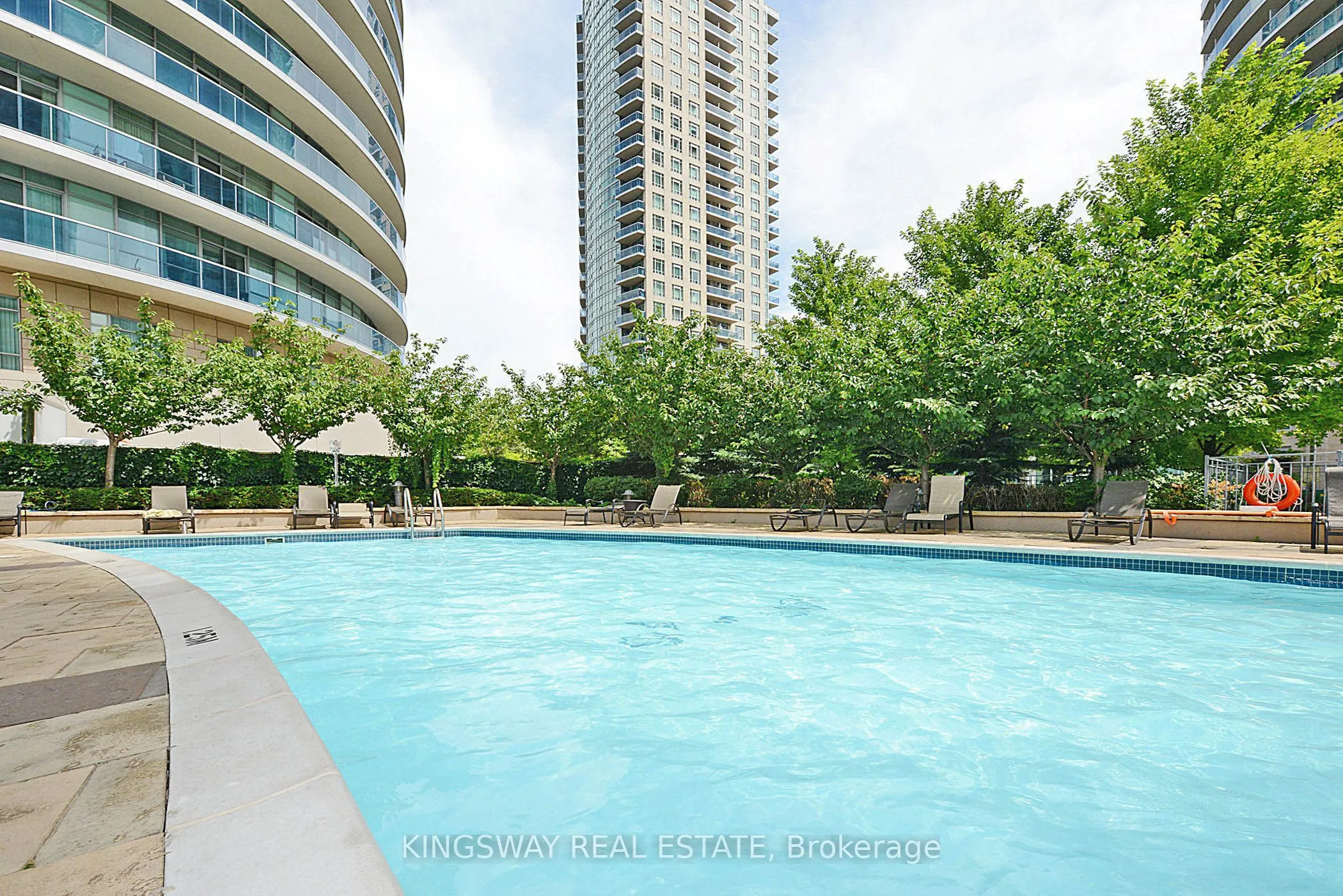 80 Absolute Avenue, #3404