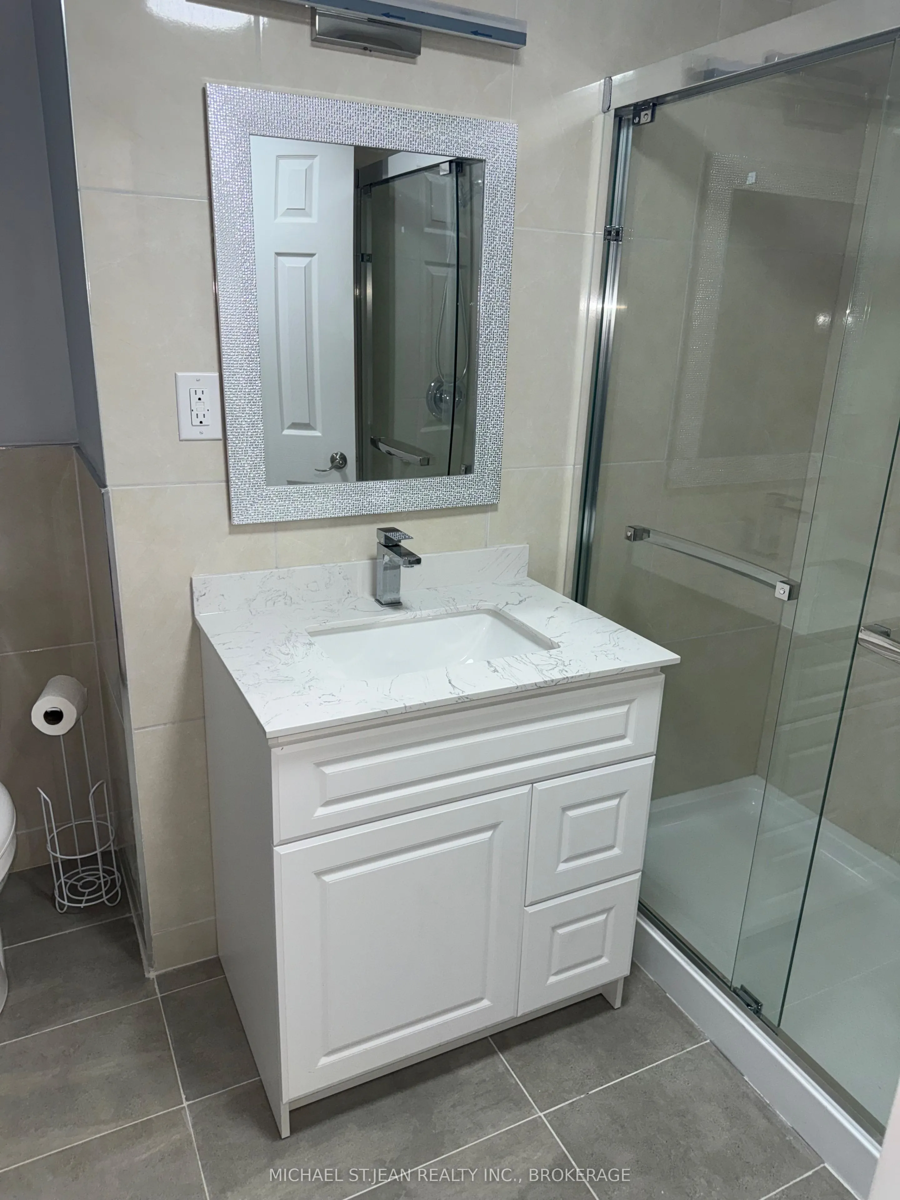 2034 Waycross Crescent, #Basement