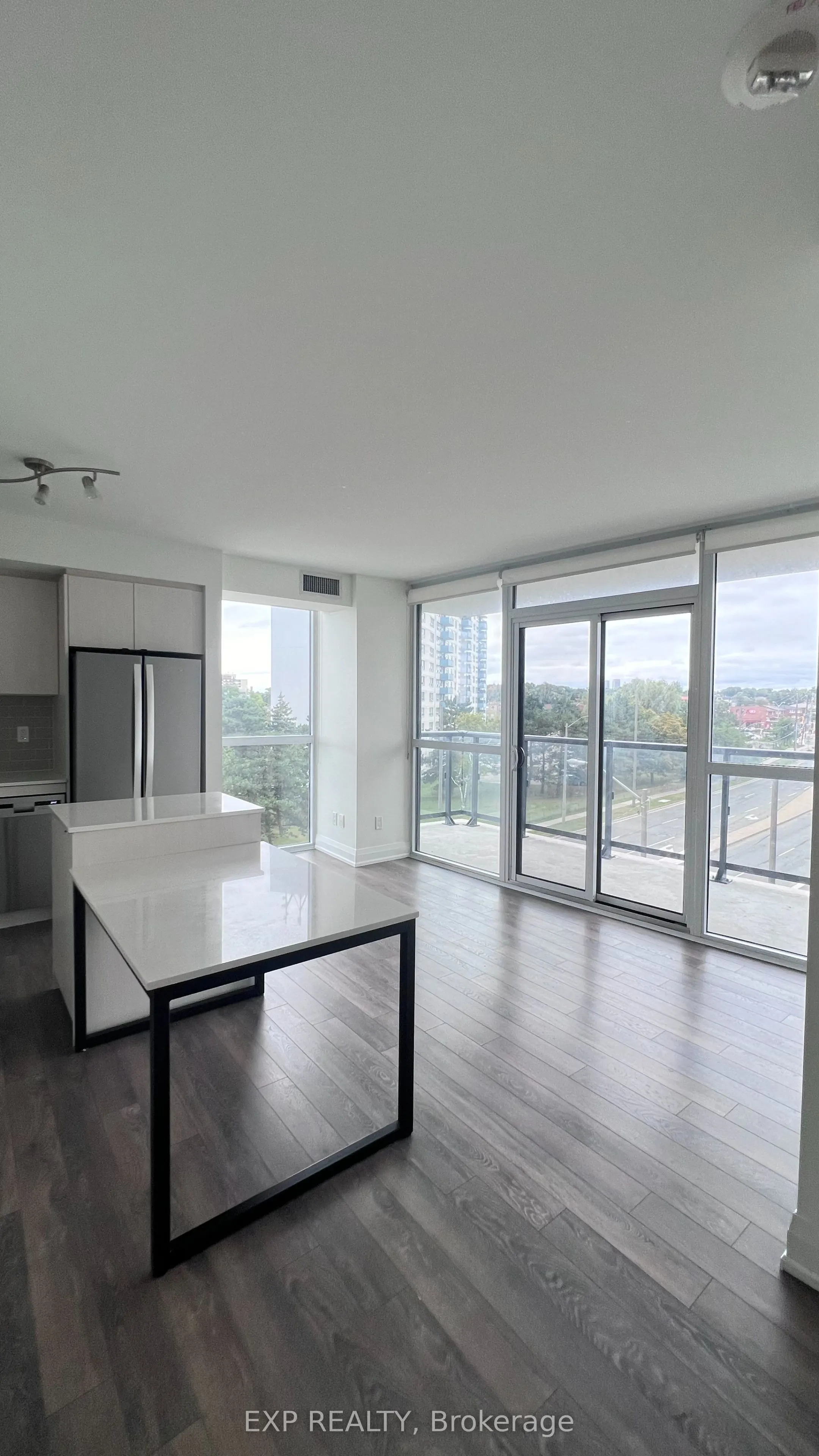 1461 Lawrence Avenue W, #505