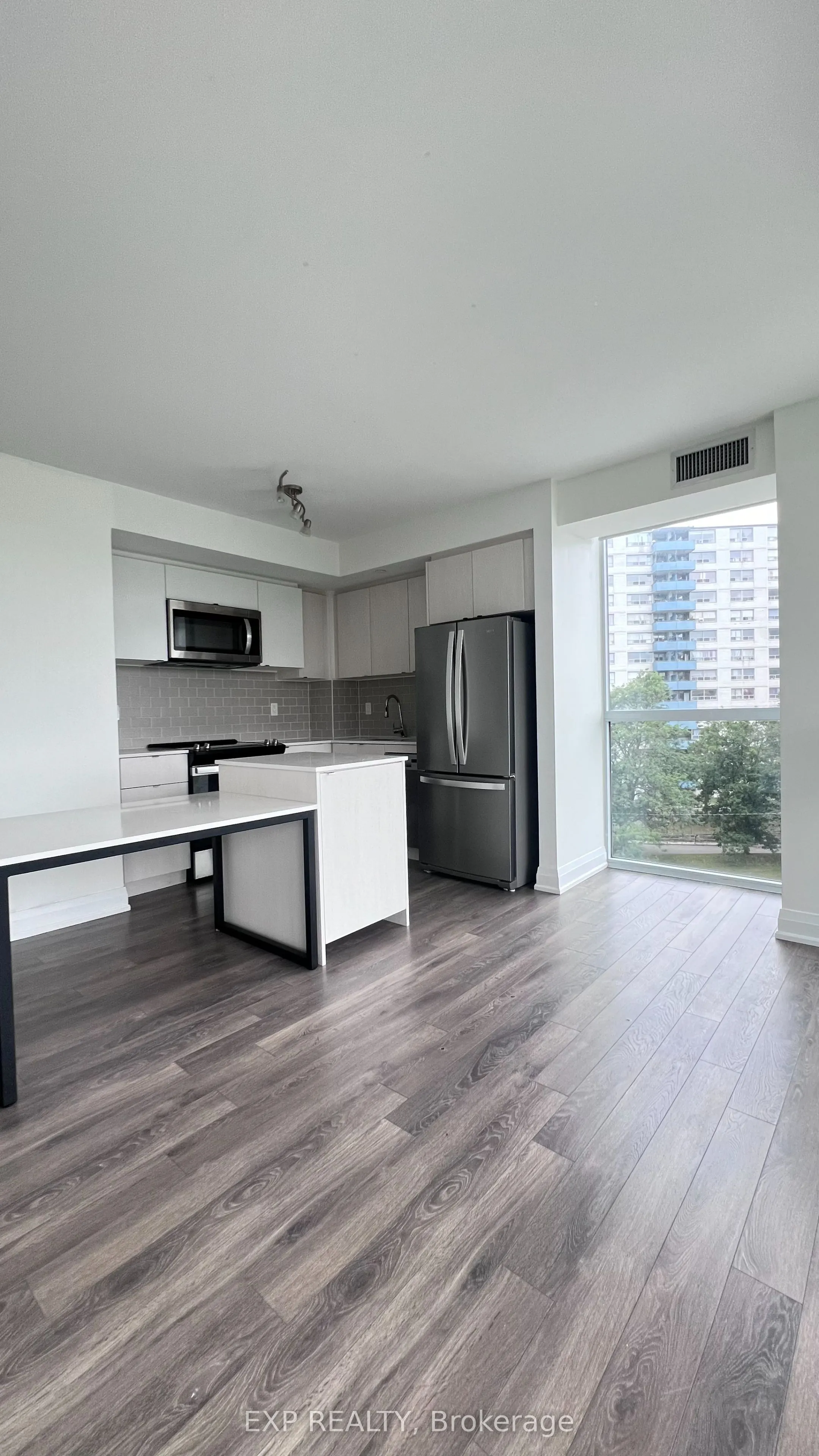 1461 Lawrence Avenue W, #505