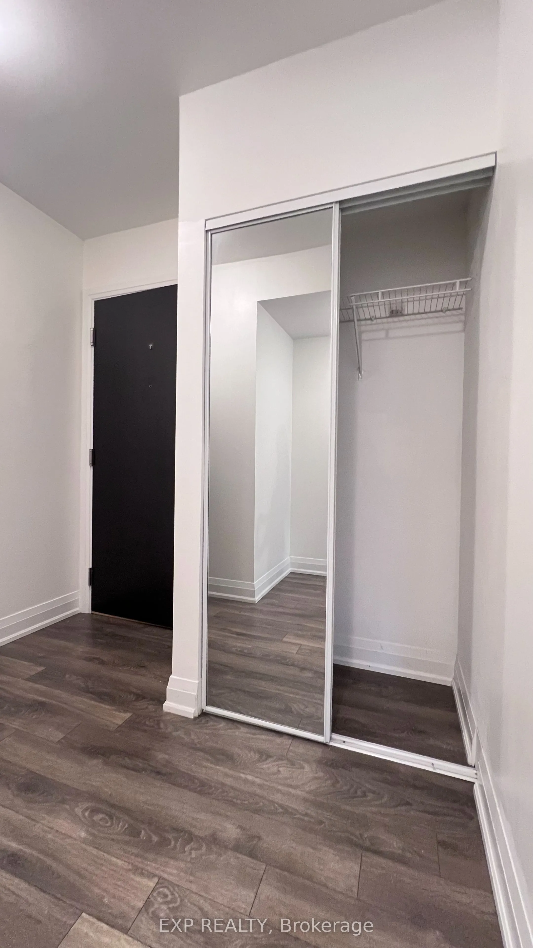 1461 Lawrence Avenue W, #505