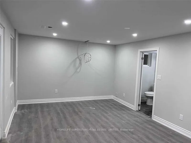 33 Provost Trail