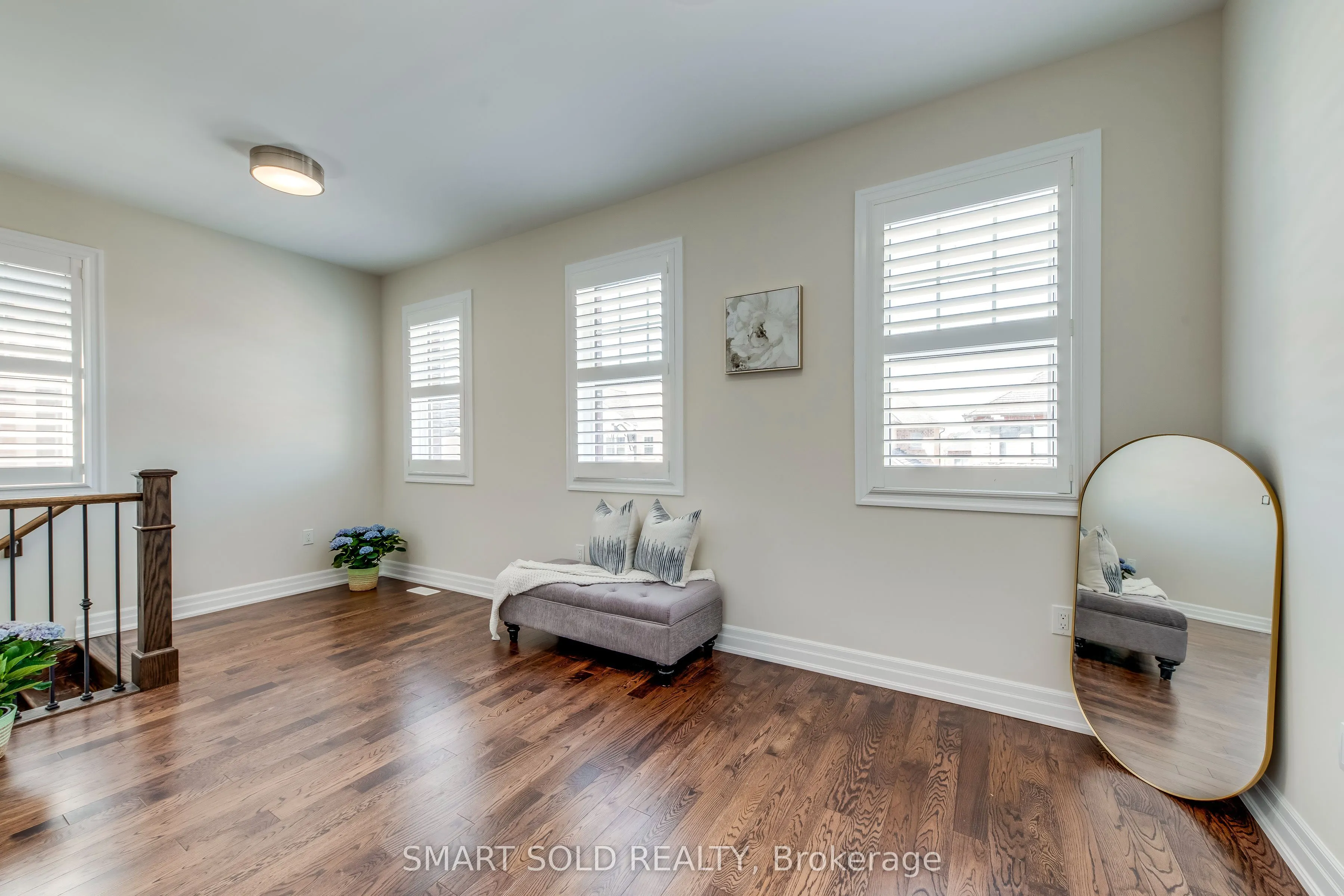3263 Donald Mackay Street