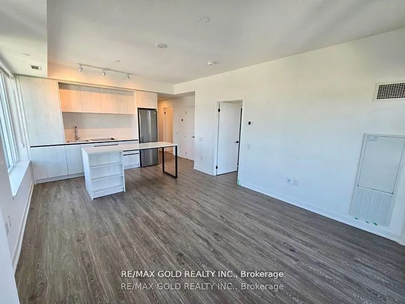 2495 Eglinton Avenue W, #1903