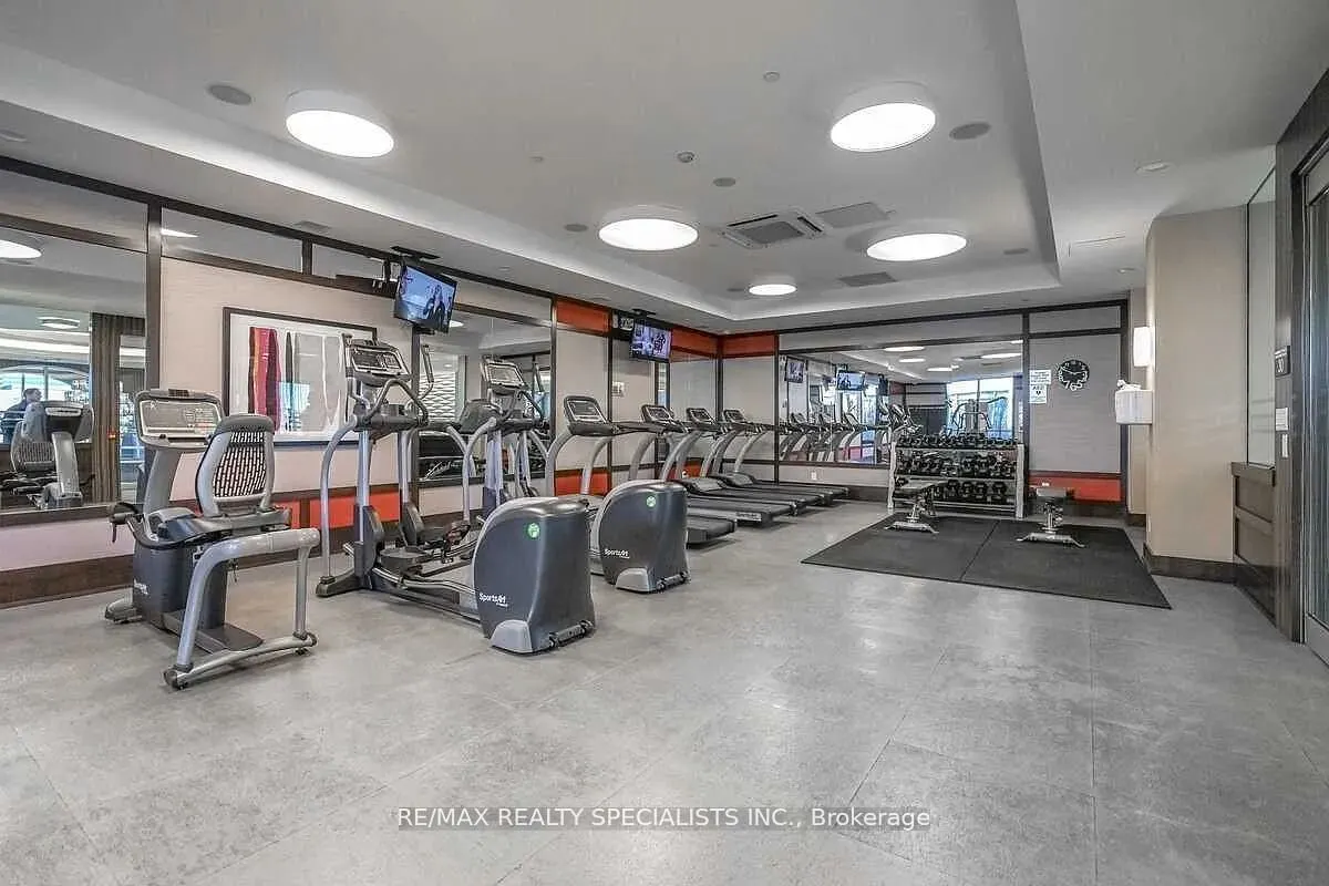 2 Eva Road, #925