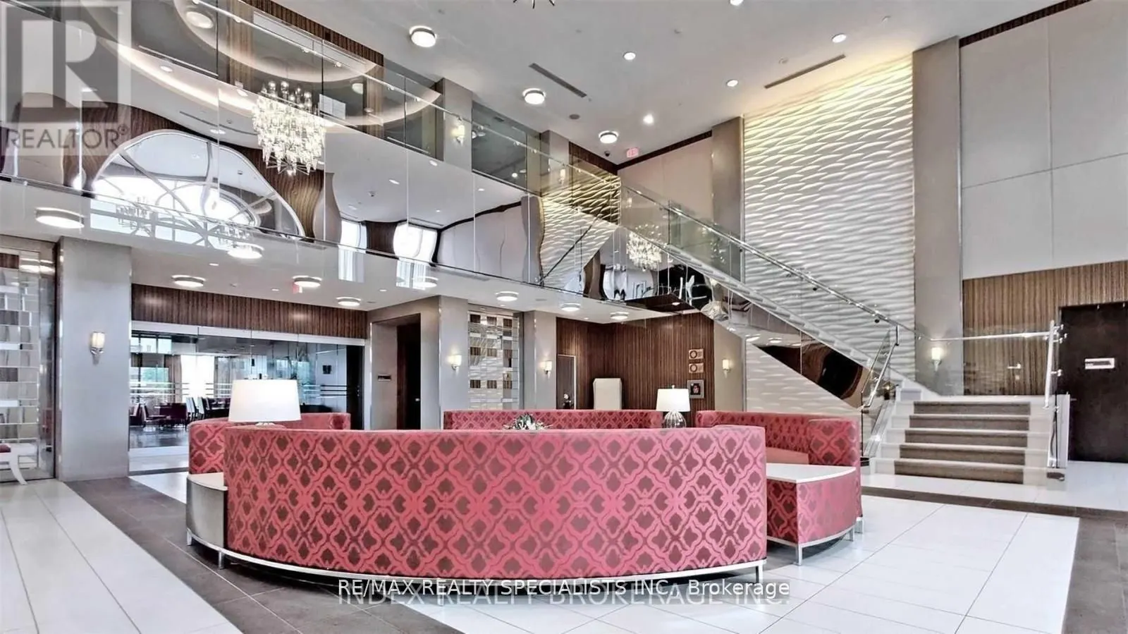 2 Eva Road, #925