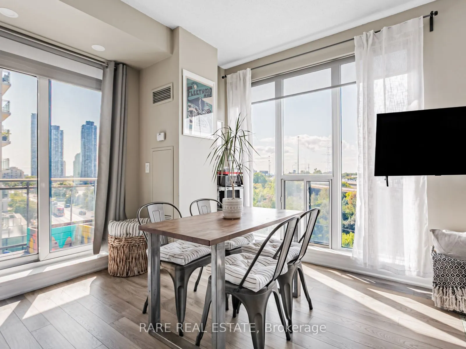 2119 Lake Shore Boulevard W, #703