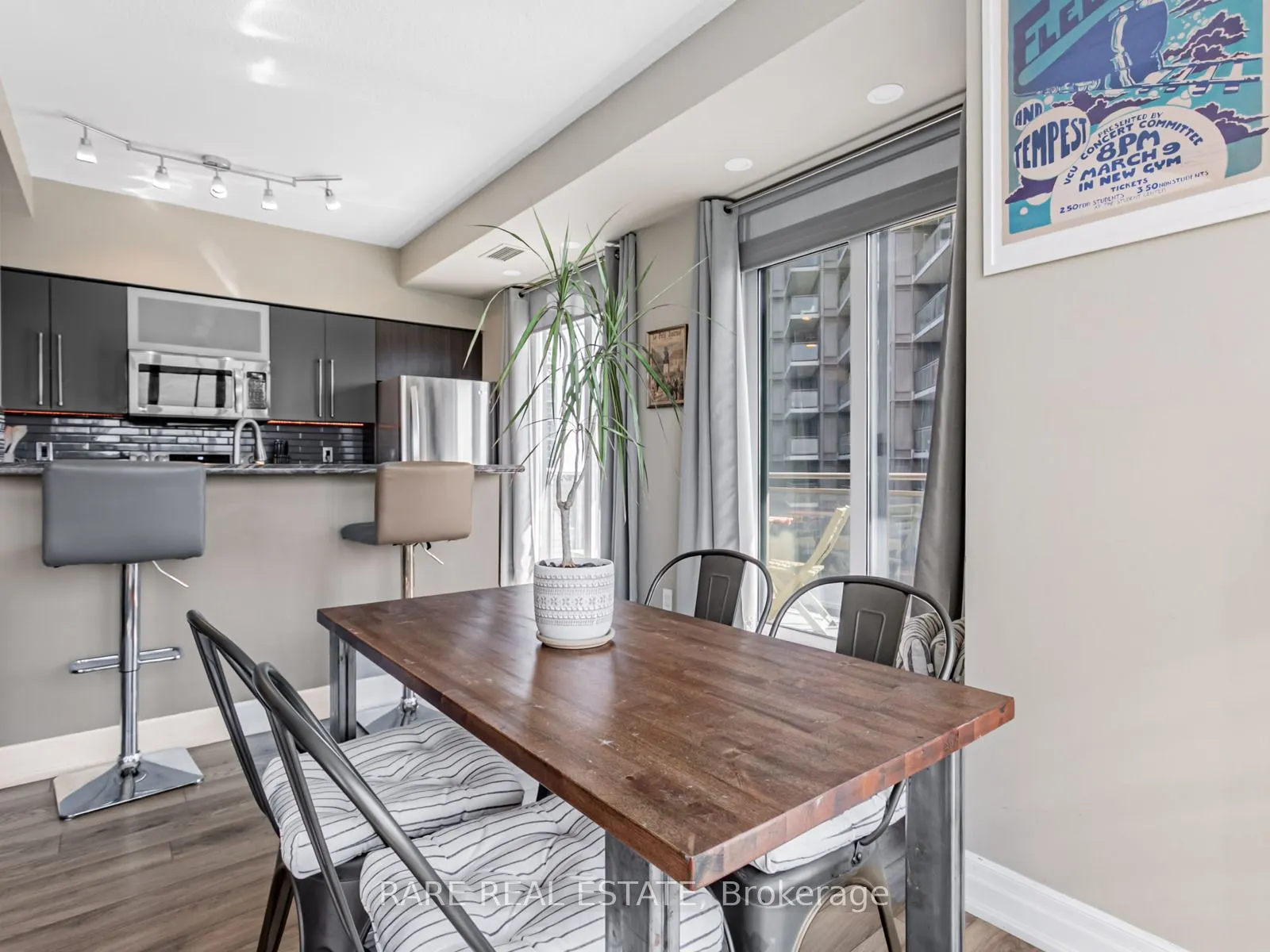 2119 Lake Shore Boulevard W, #703
