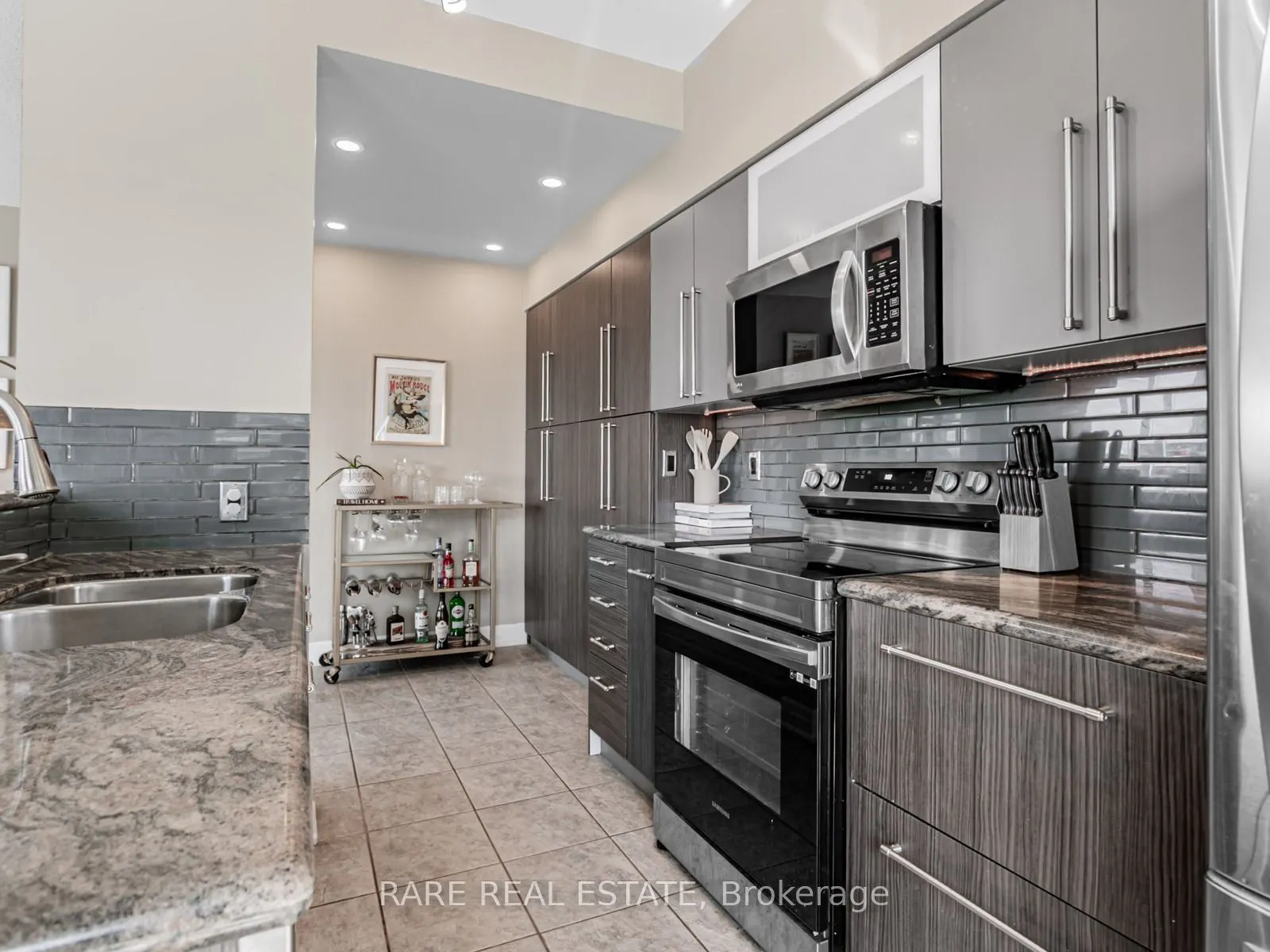 2119 Lake Shore Boulevard W, #703