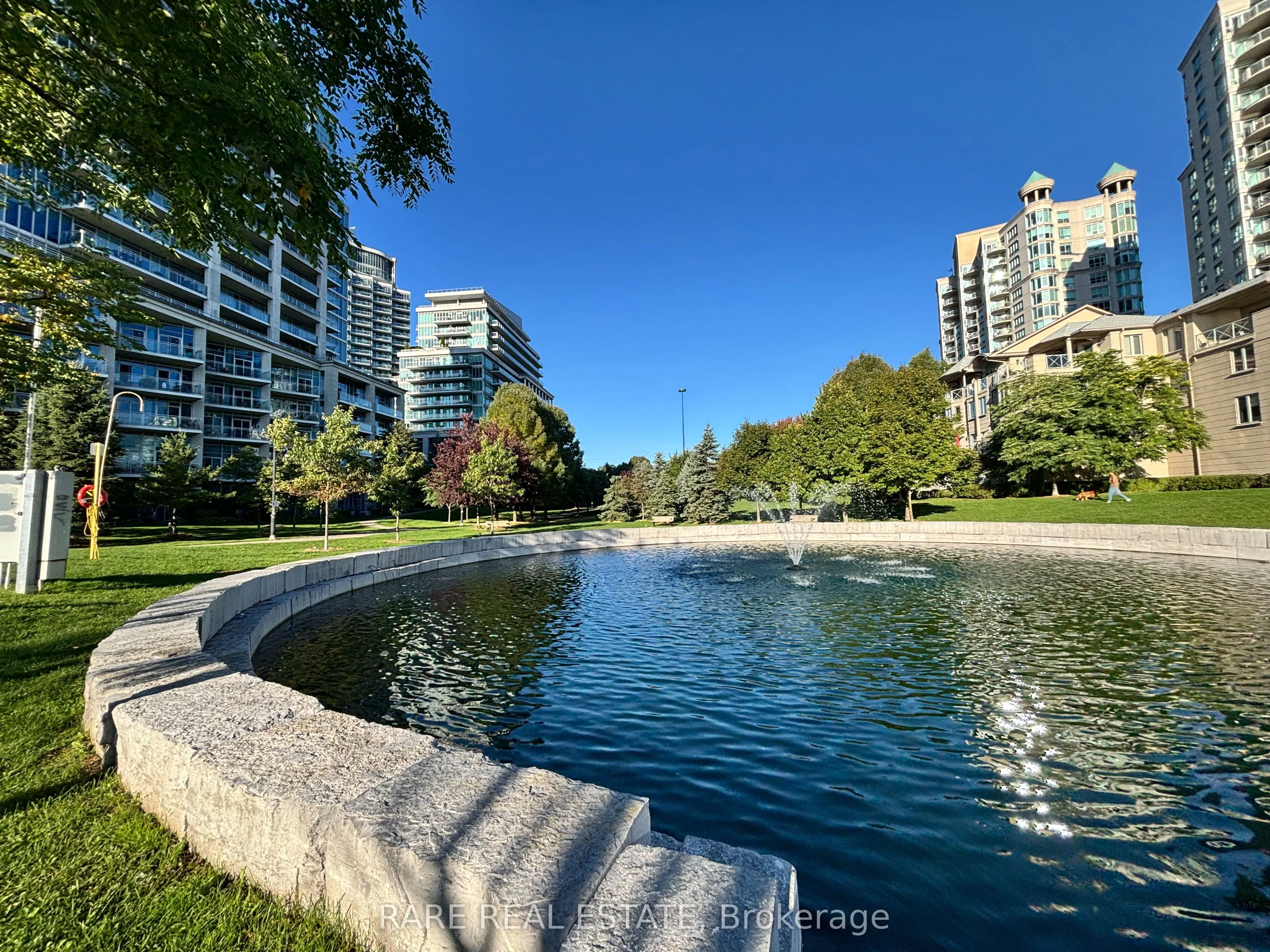 2119 Lake Shore Boulevard W, #703
