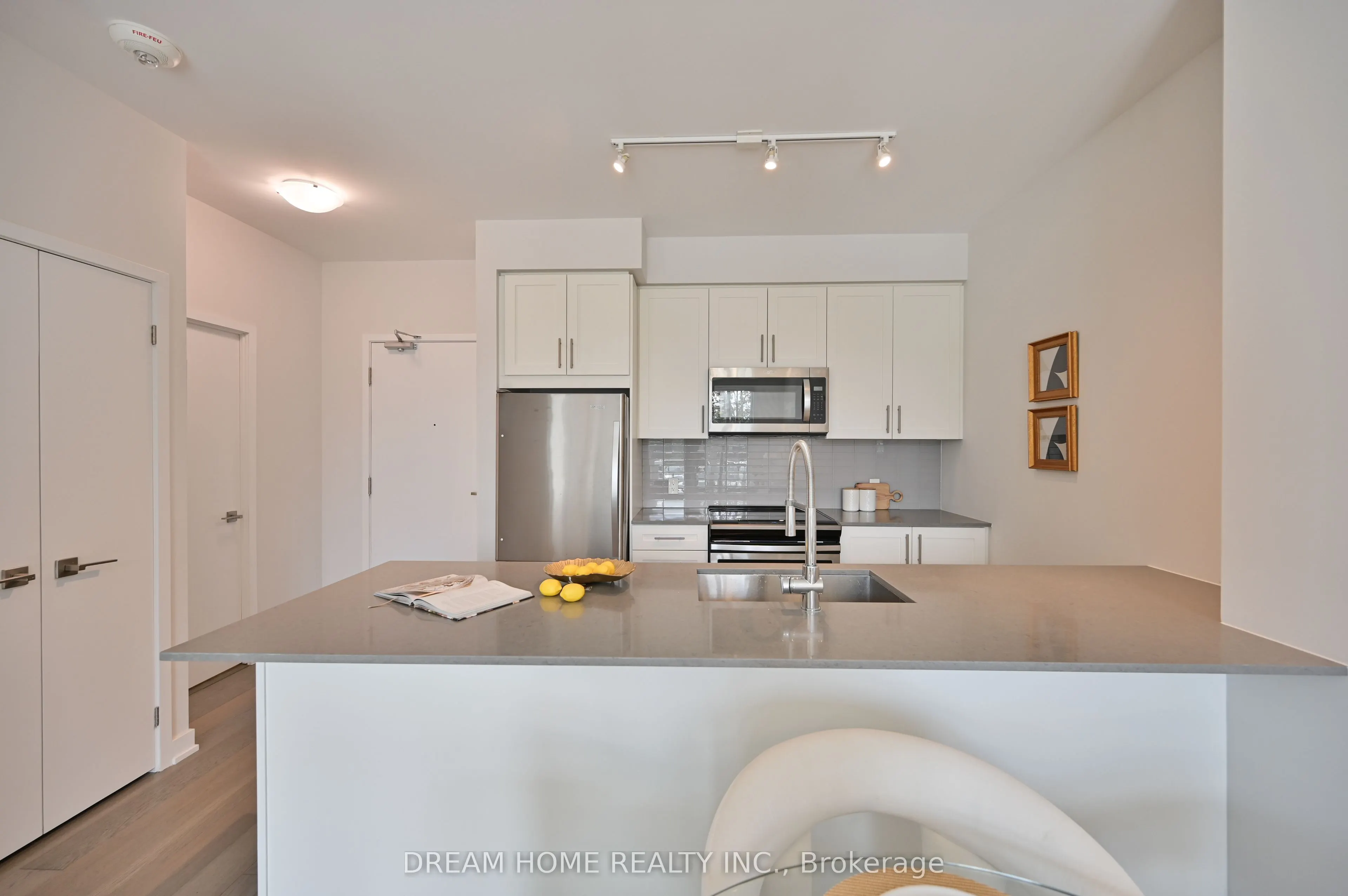 4055 Parkside village Drive, #TH8