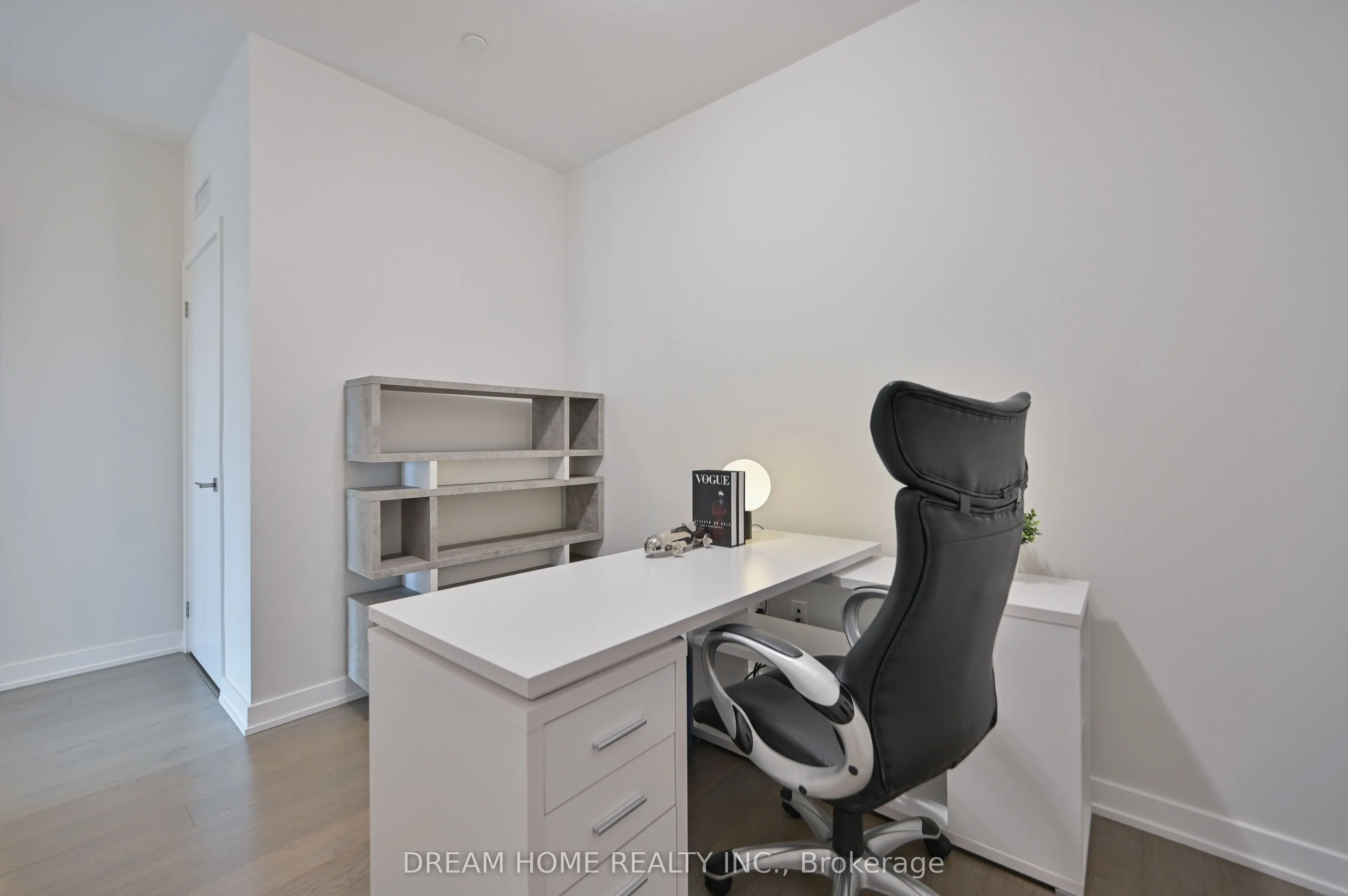 4055 Parkside village Drive, #TH8