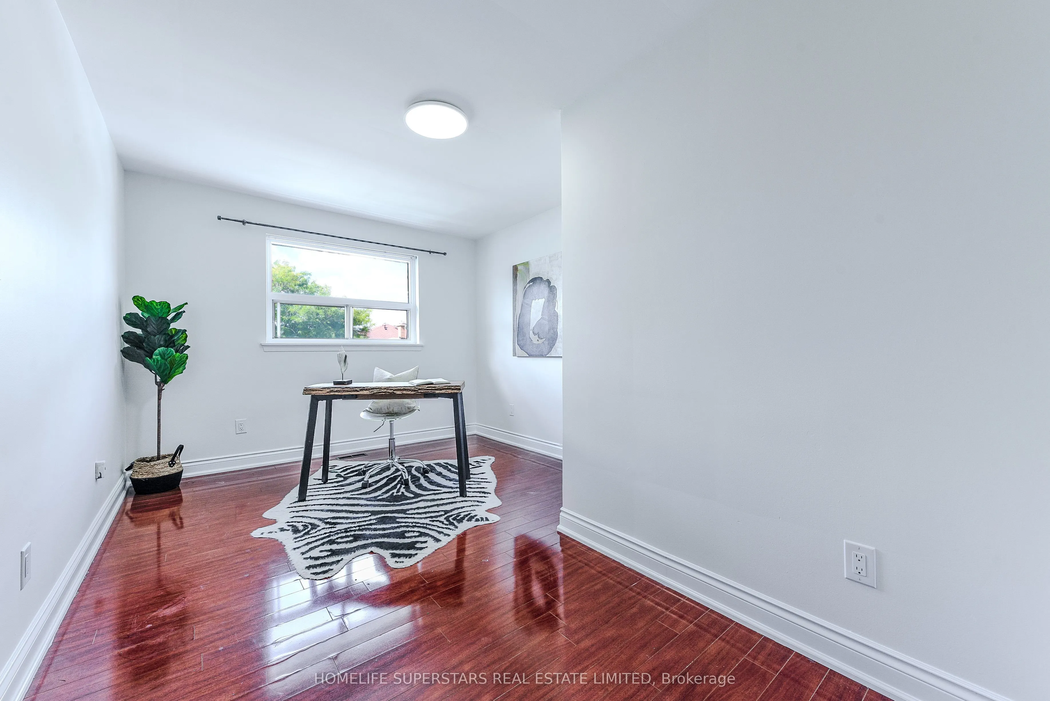 3 Lightwood Drive