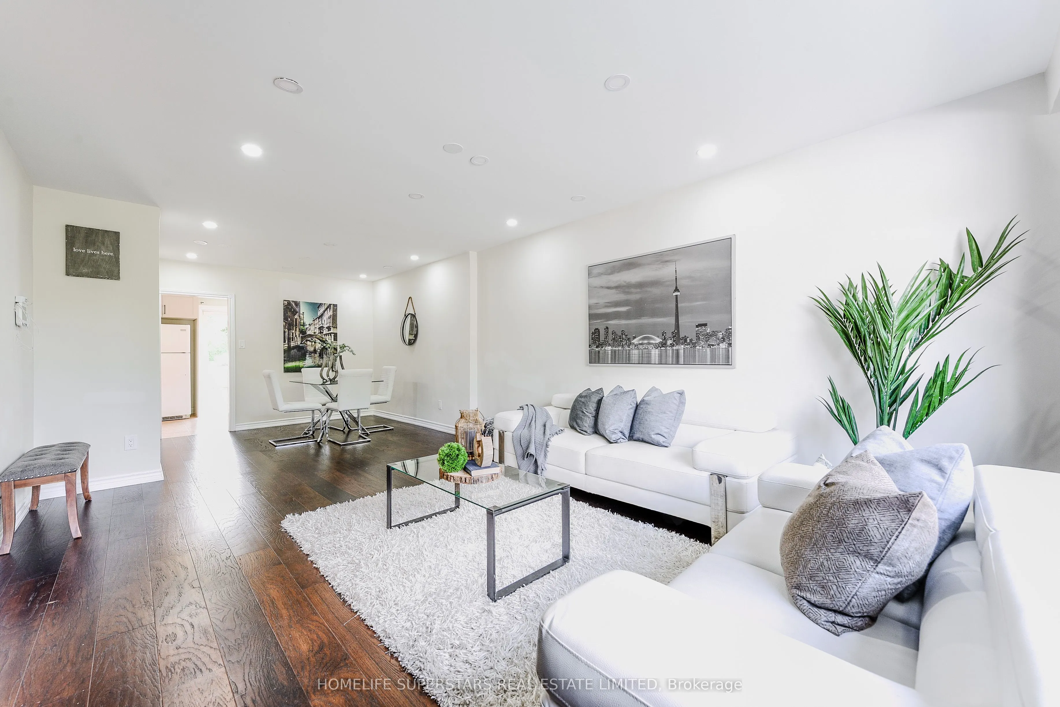 3 Lightwood Drive