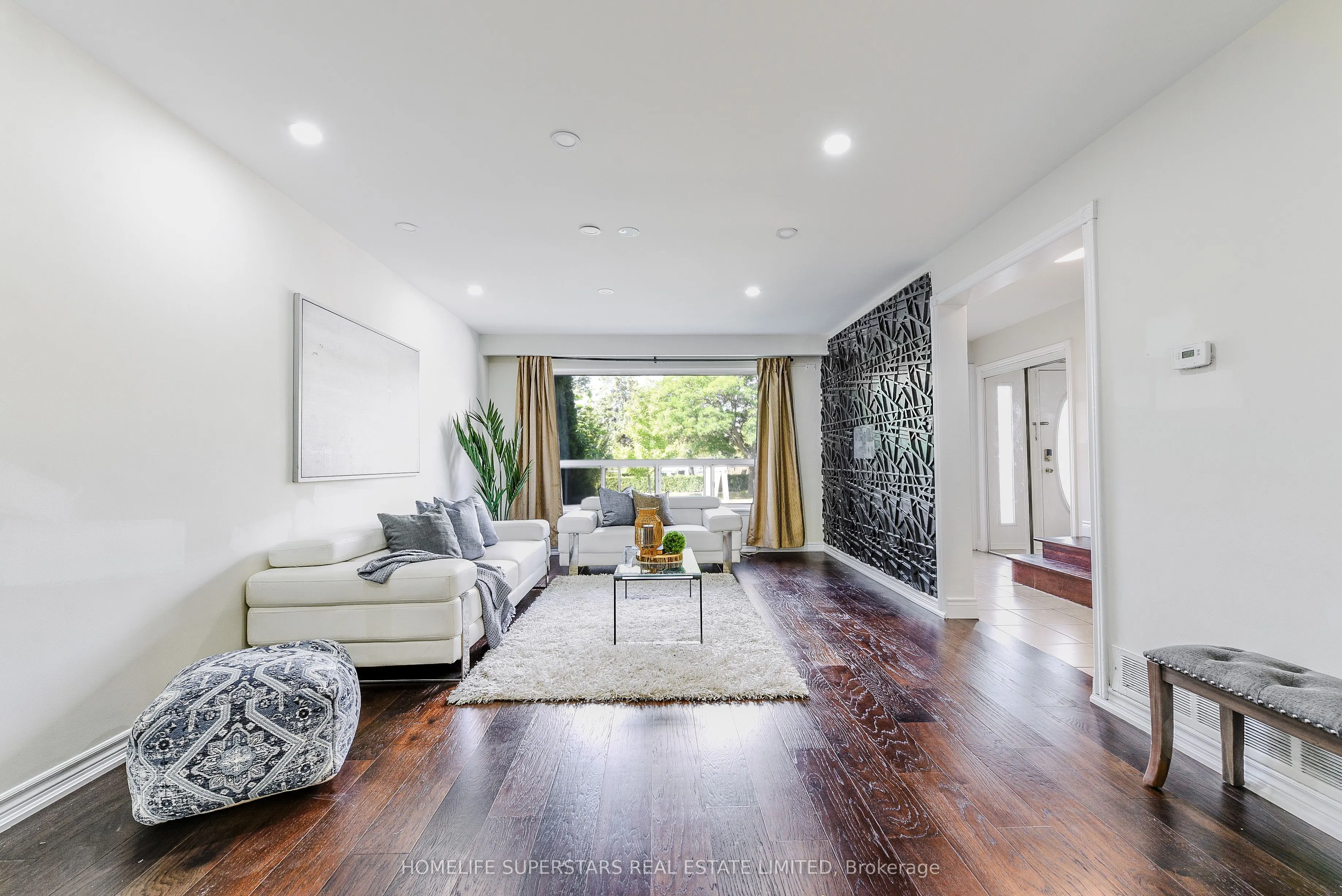 3 Lightwood Drive