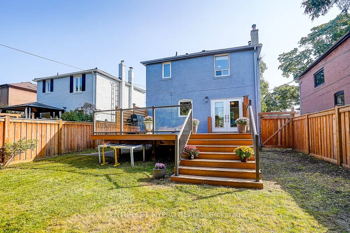 24 Gair Drive
