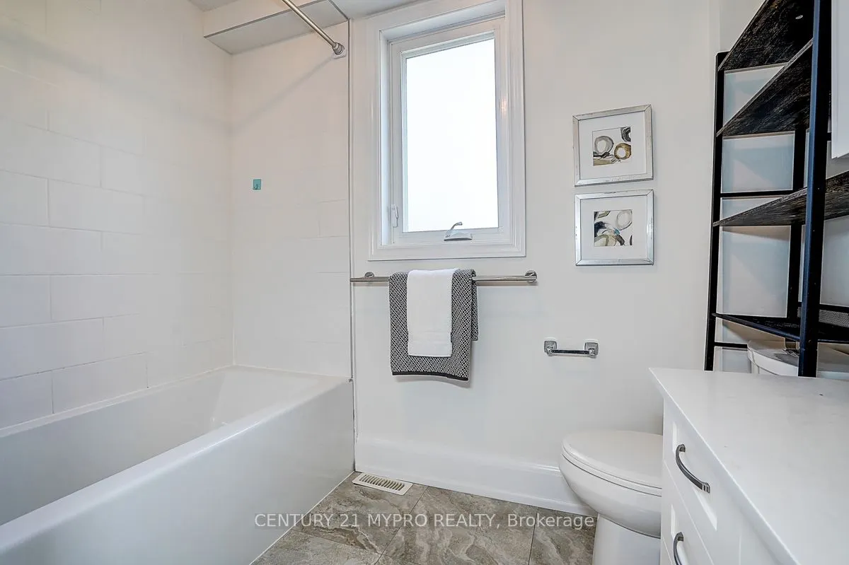 24 Gair Drive