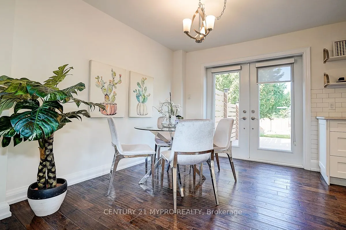 24 Gair Drive