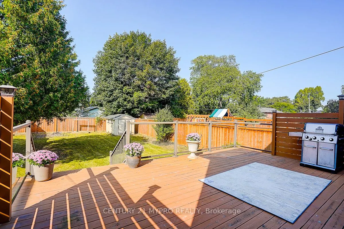 24 Gair Drive