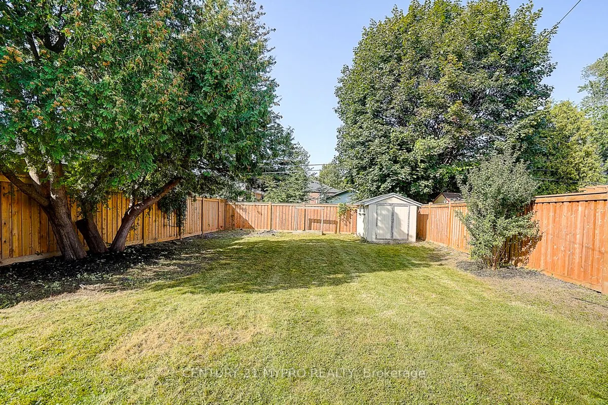 24 Gair Drive