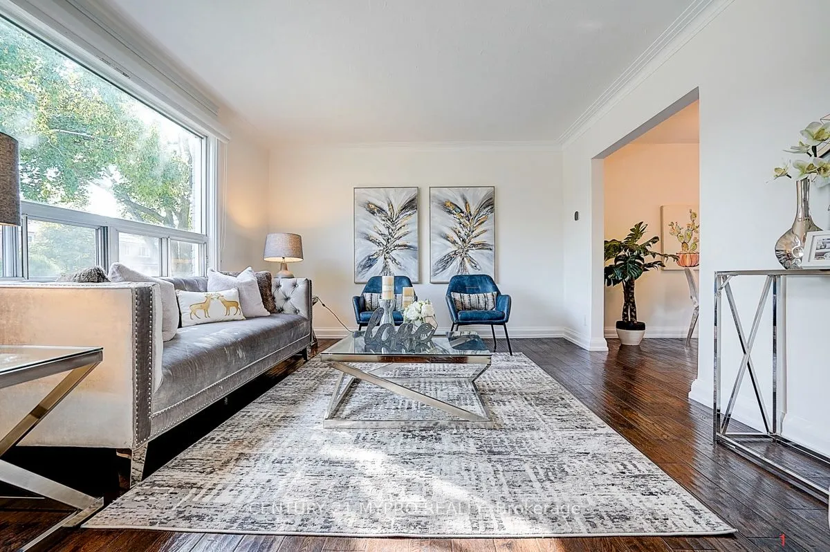 24 Gair Drive