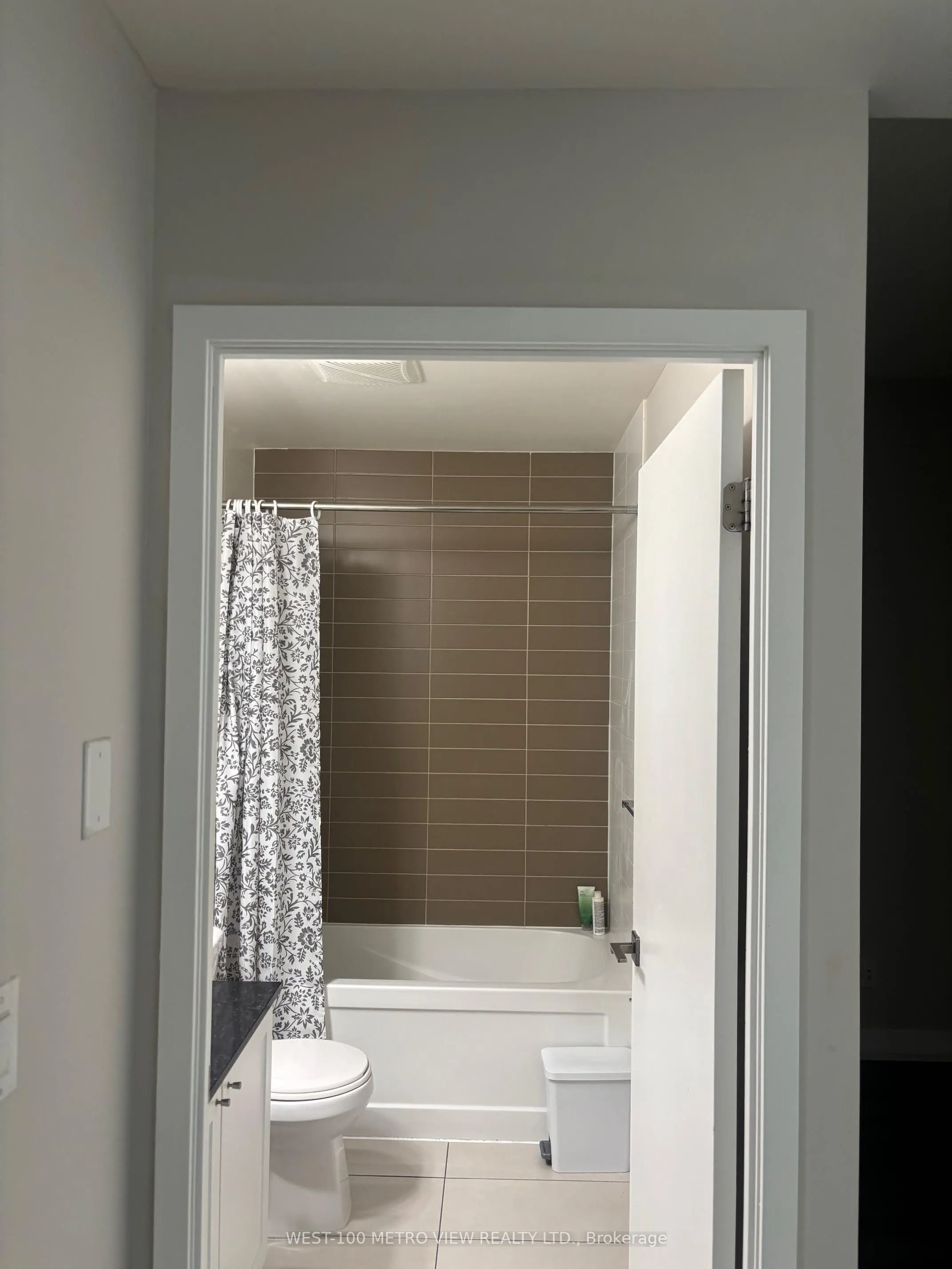 510 Curran Place, ##3305