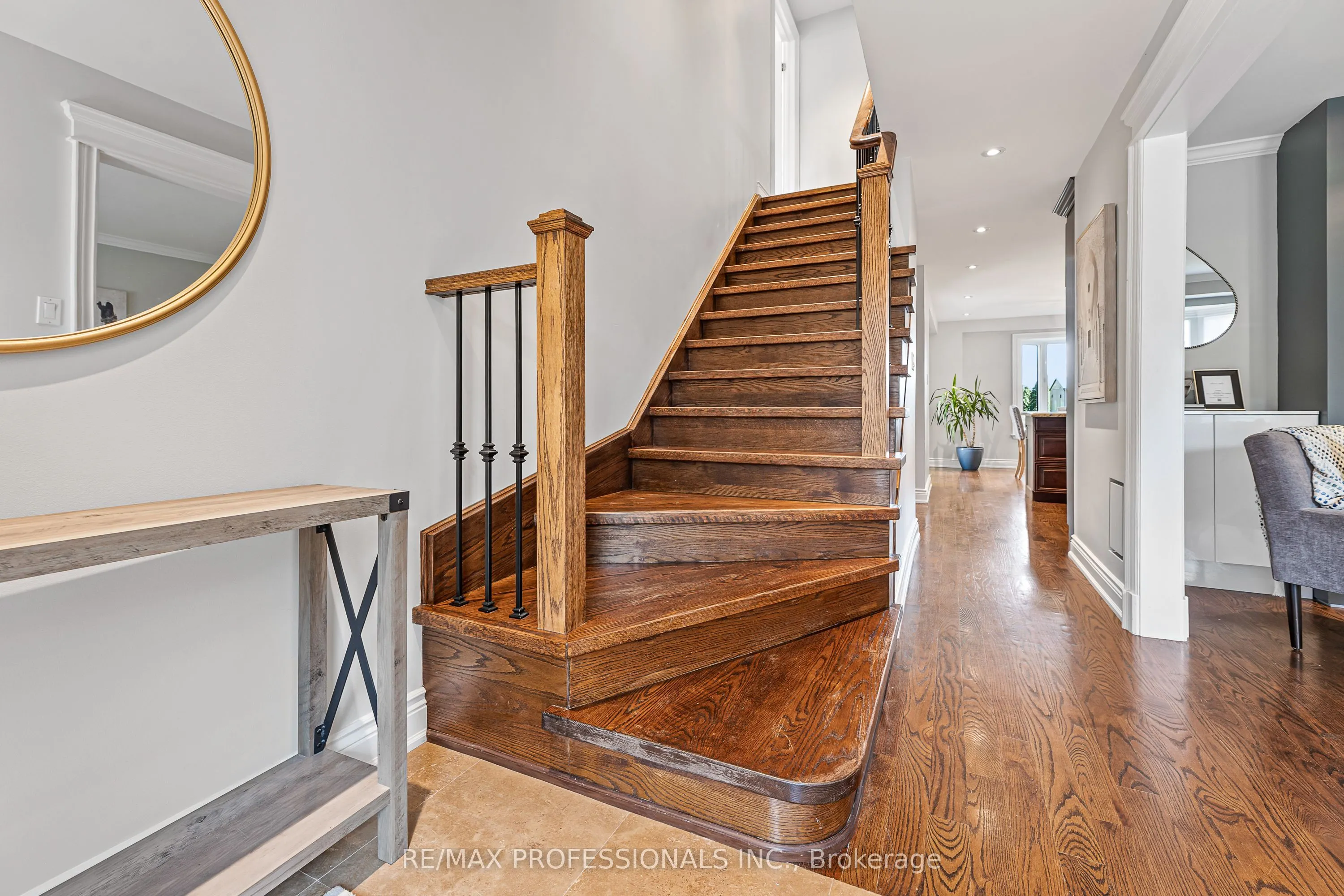 190 Longwood Drive