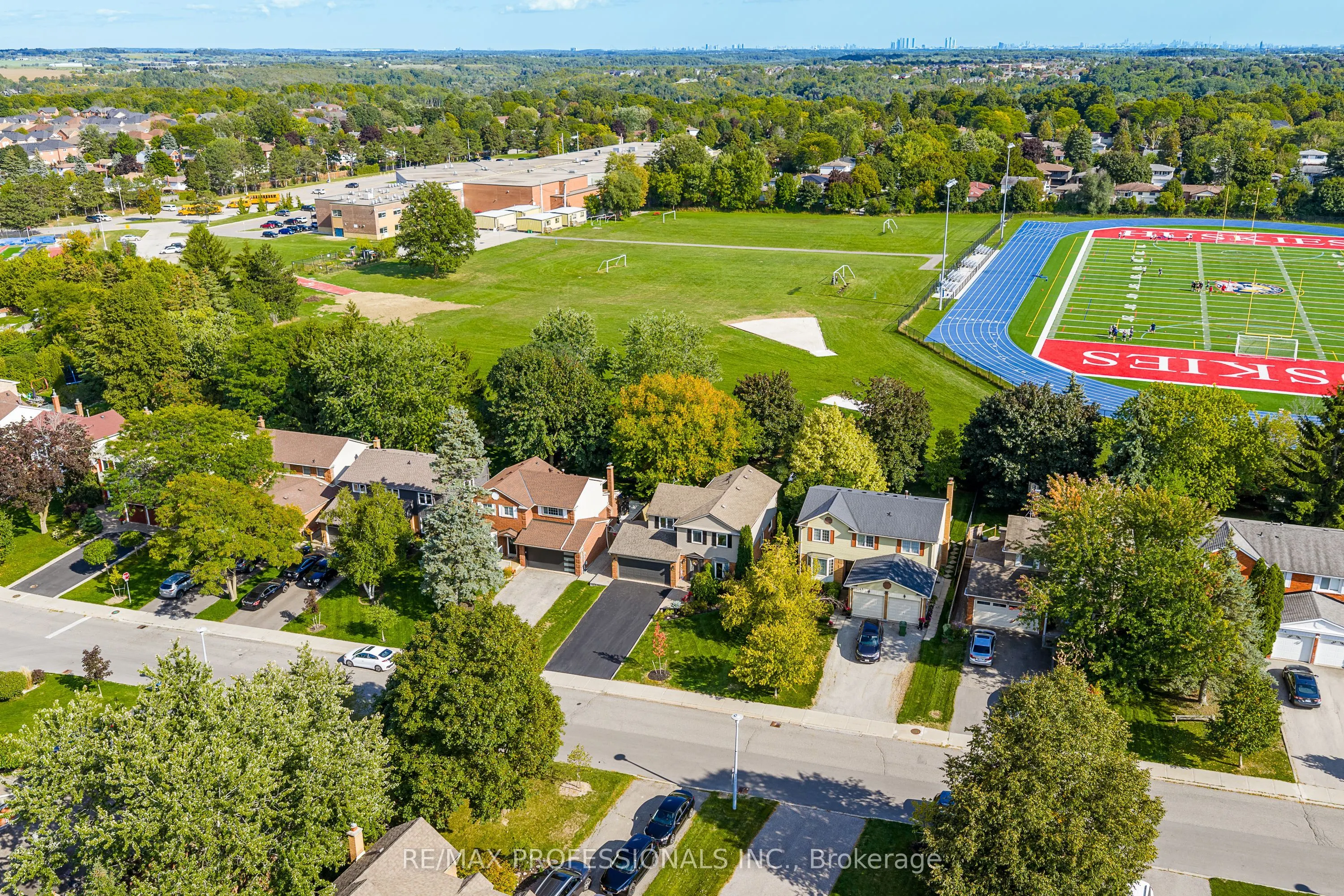 190 Longwood Drive