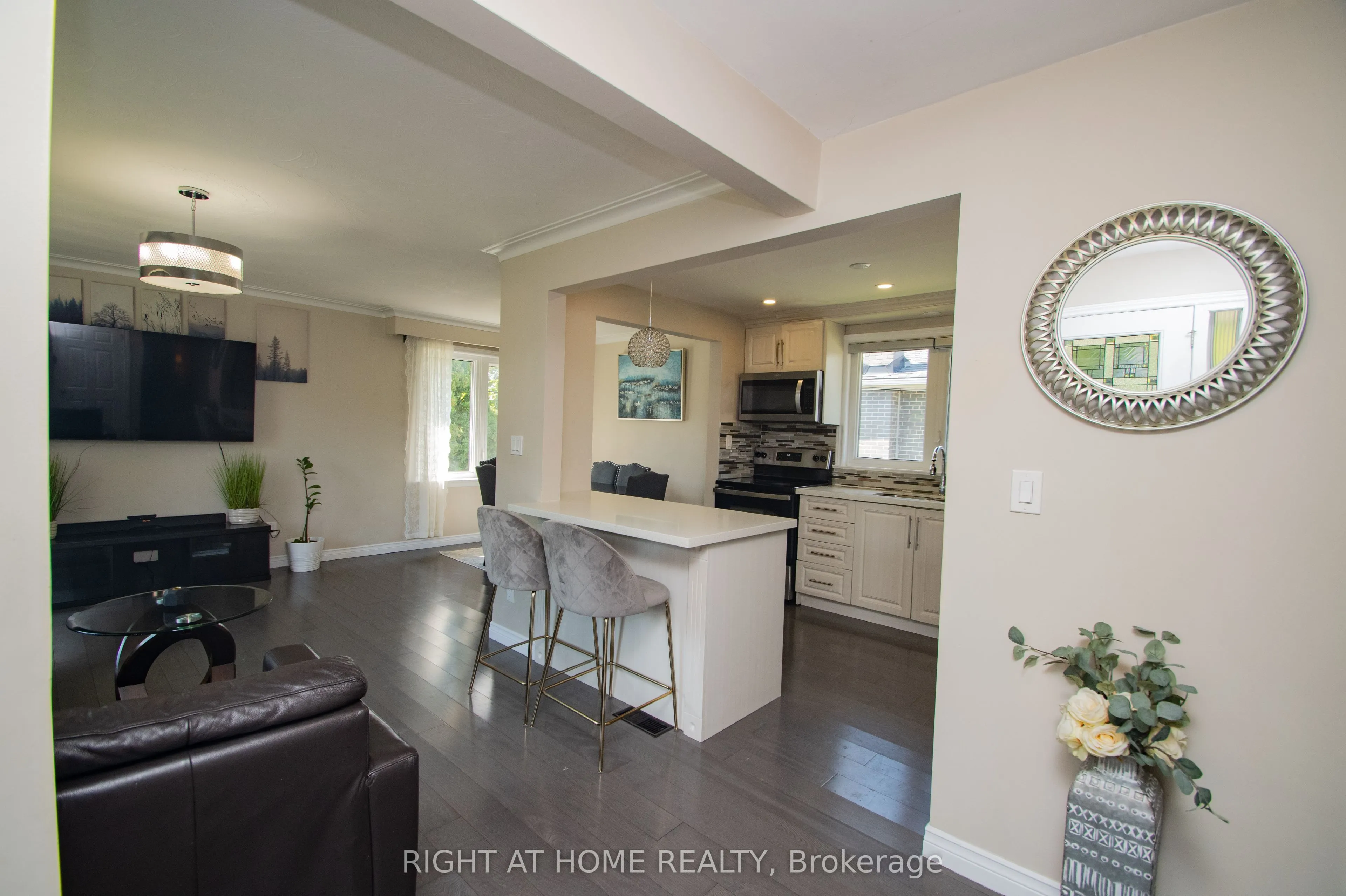 65 Bridgenorth Crescent