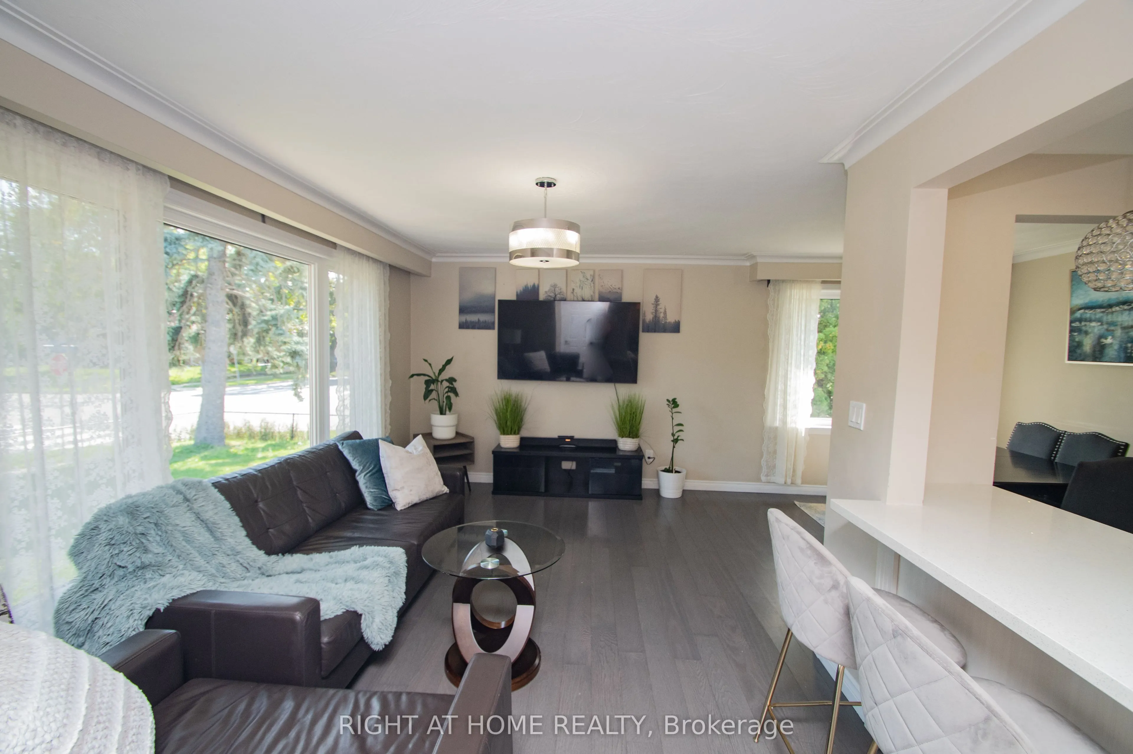 65 Bridgenorth Crescent
