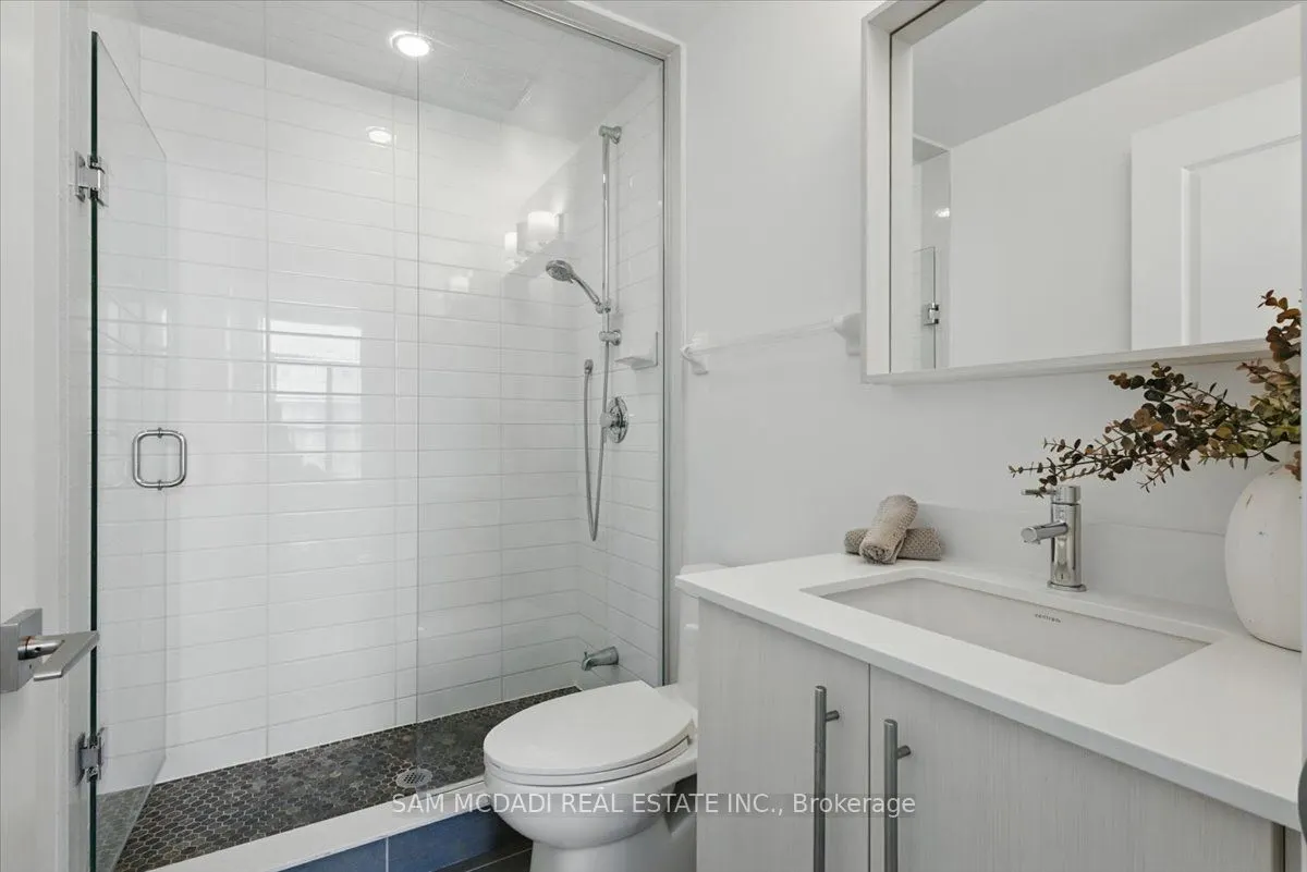 4655 Glen Erin Drive, #PH3