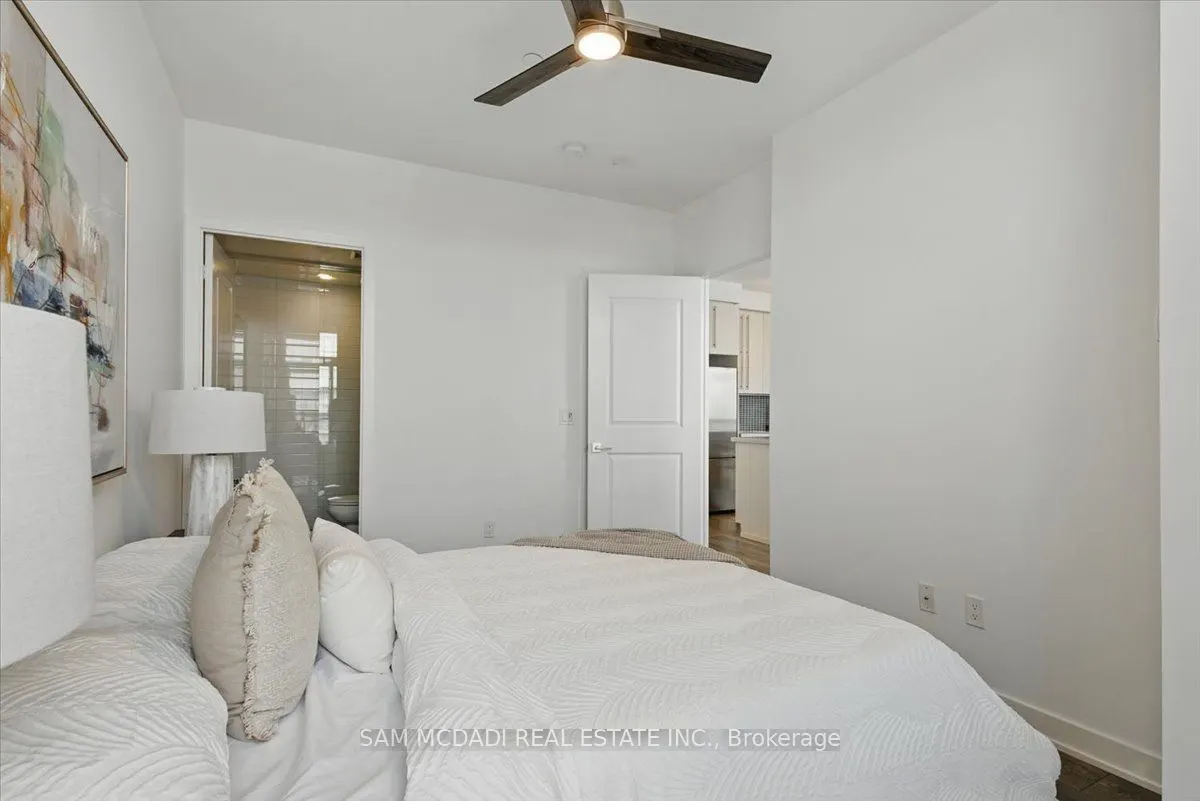 4655 Glen Erin Drive, #PH3