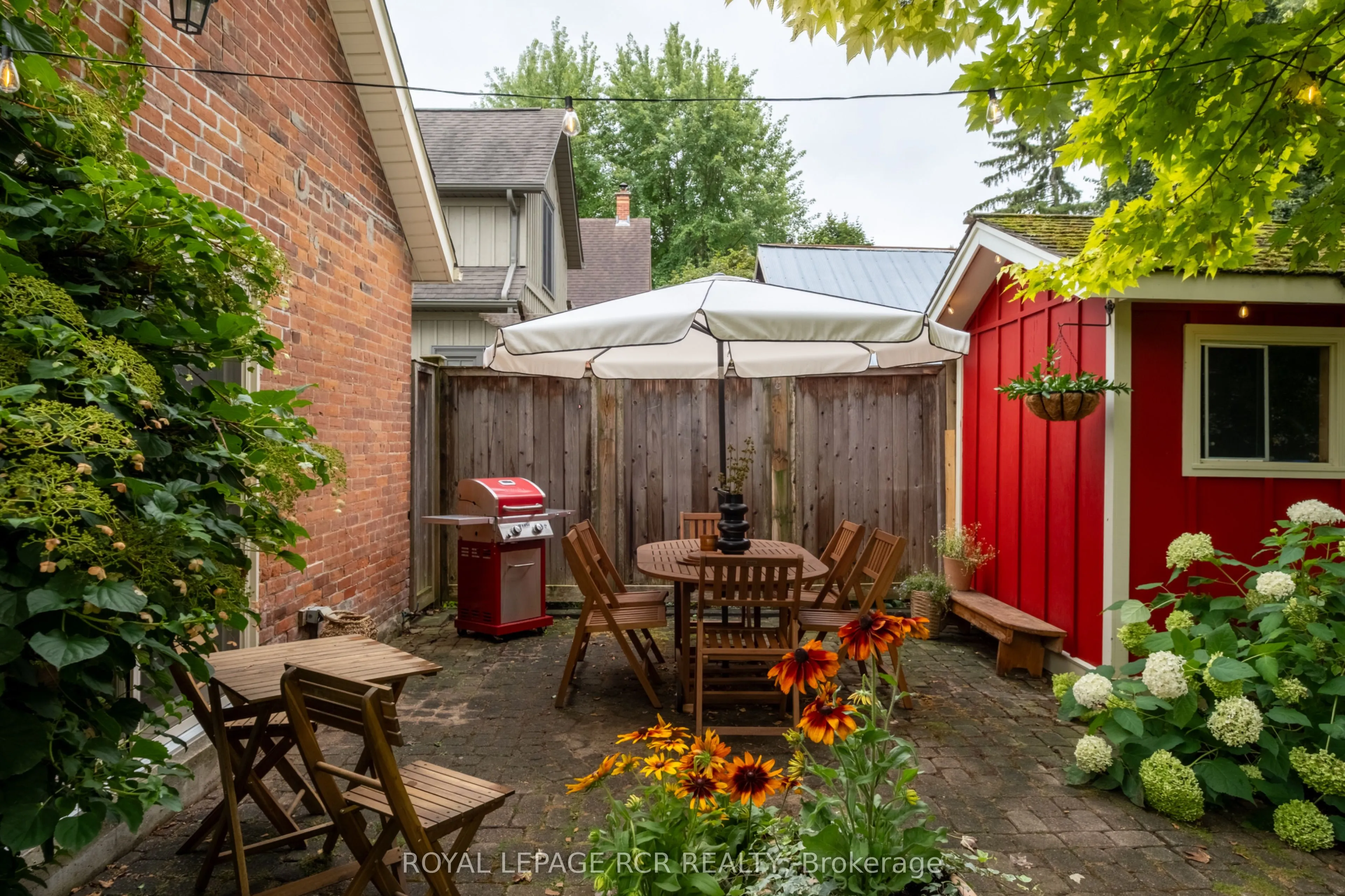 12 Bythia Street