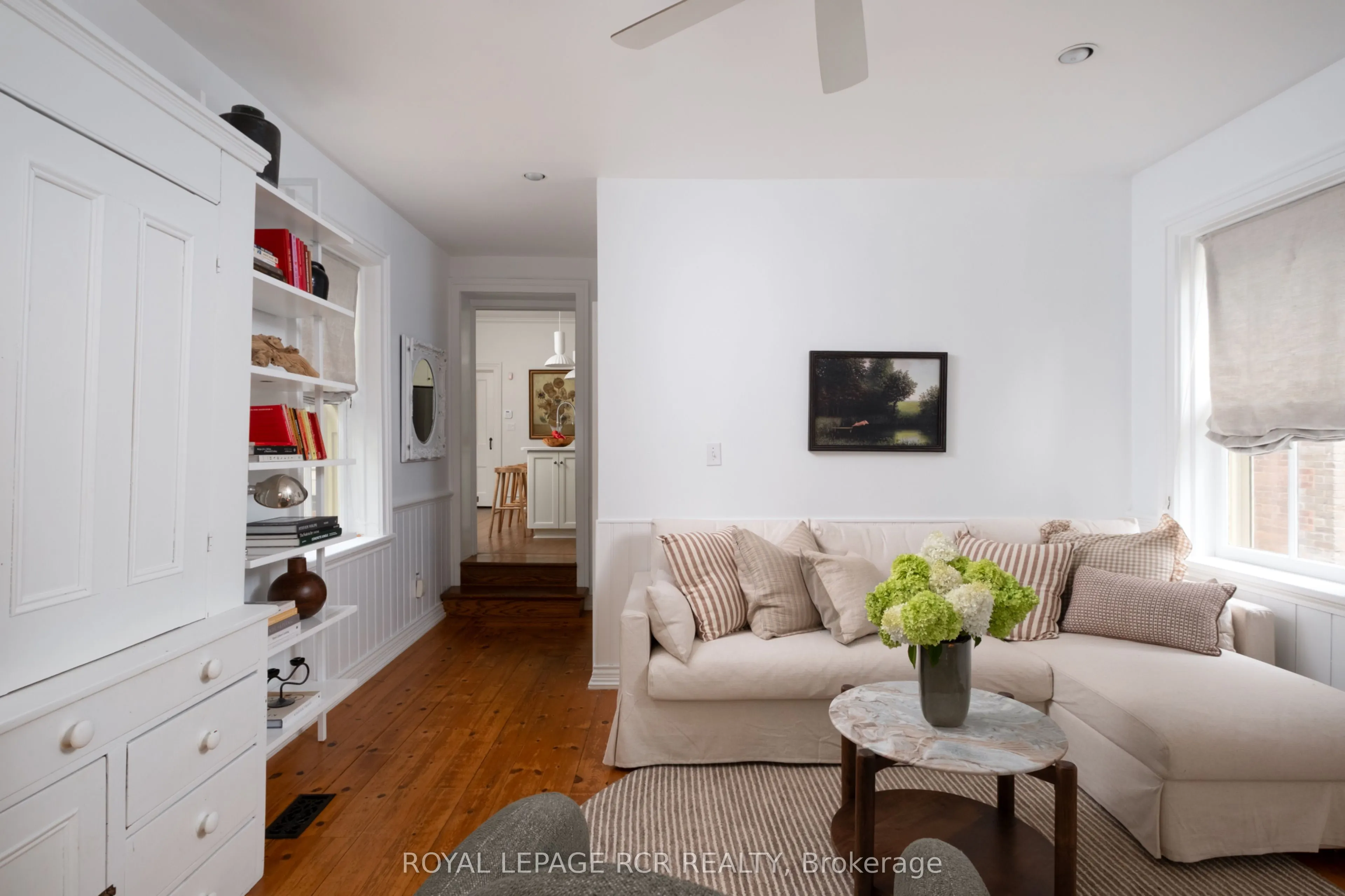 12 Bythia Street