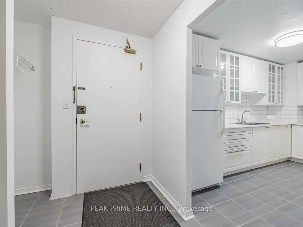 155 Hillcrest Avenue, #Ph02