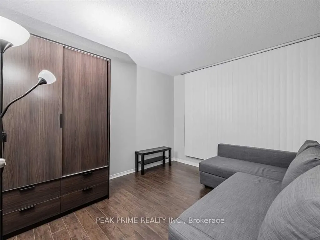 155 Hillcrest Avenue, #Ph02