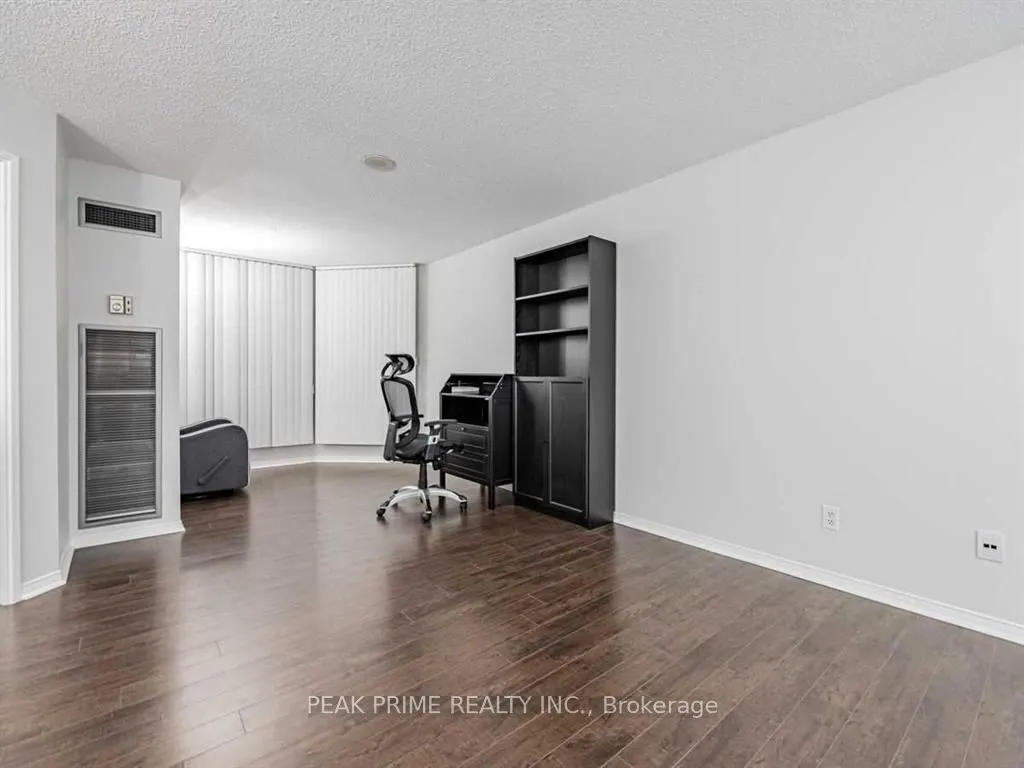 155 Hillcrest Avenue, #Ph02